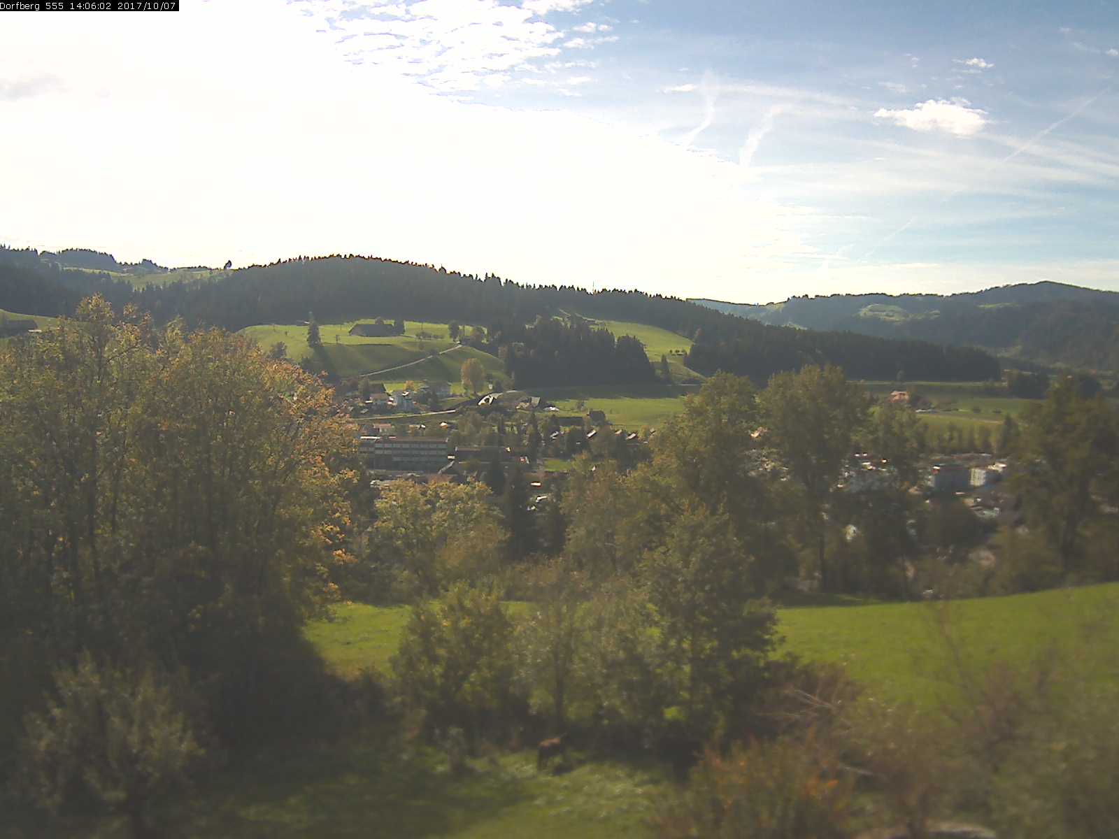 Webcam-Bild: Aussicht vom Dorfberg in Langnau 20171007-140601