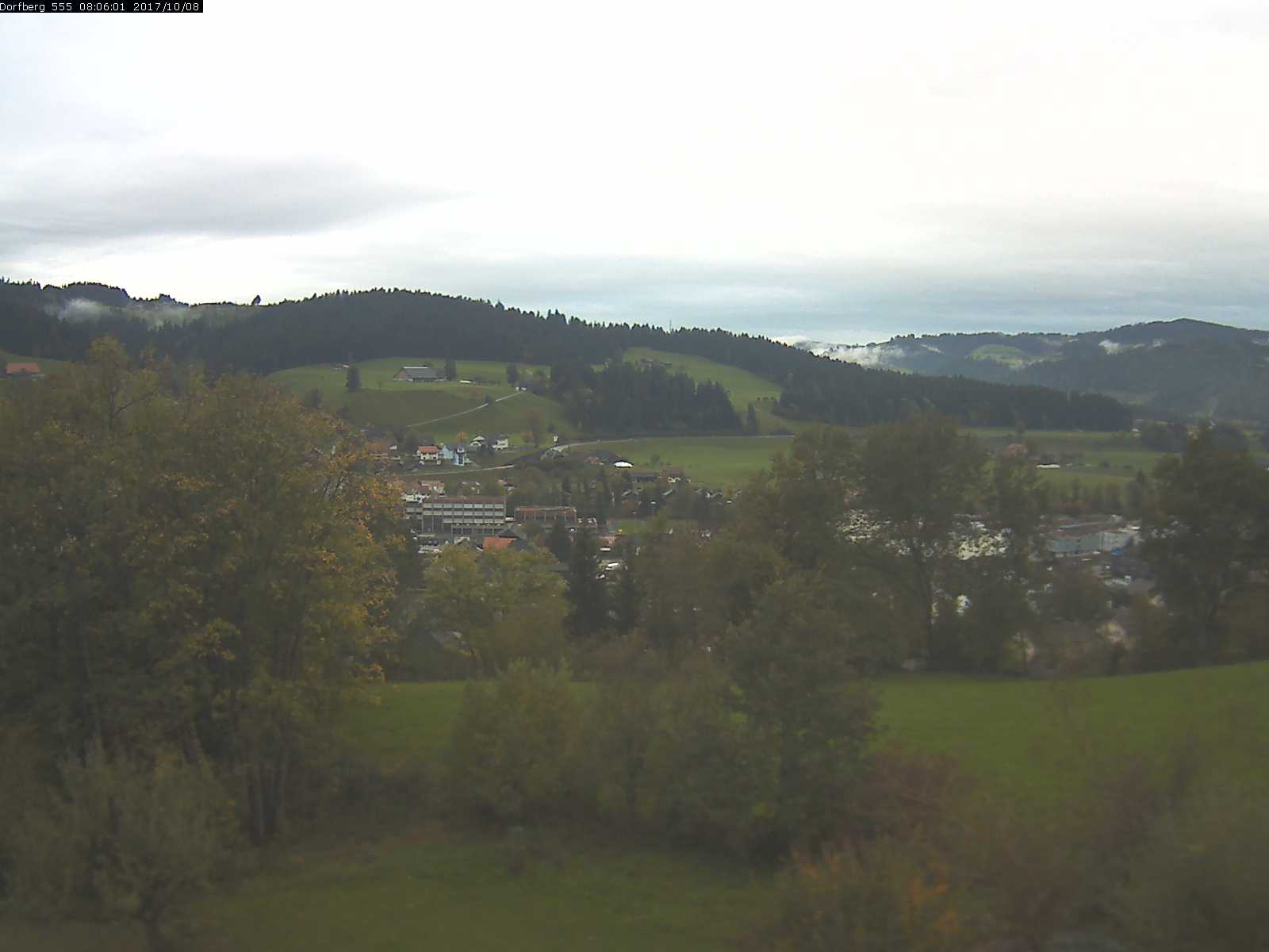 Webcam-Bild: Aussicht vom Dorfberg in Langnau 20171008-080601