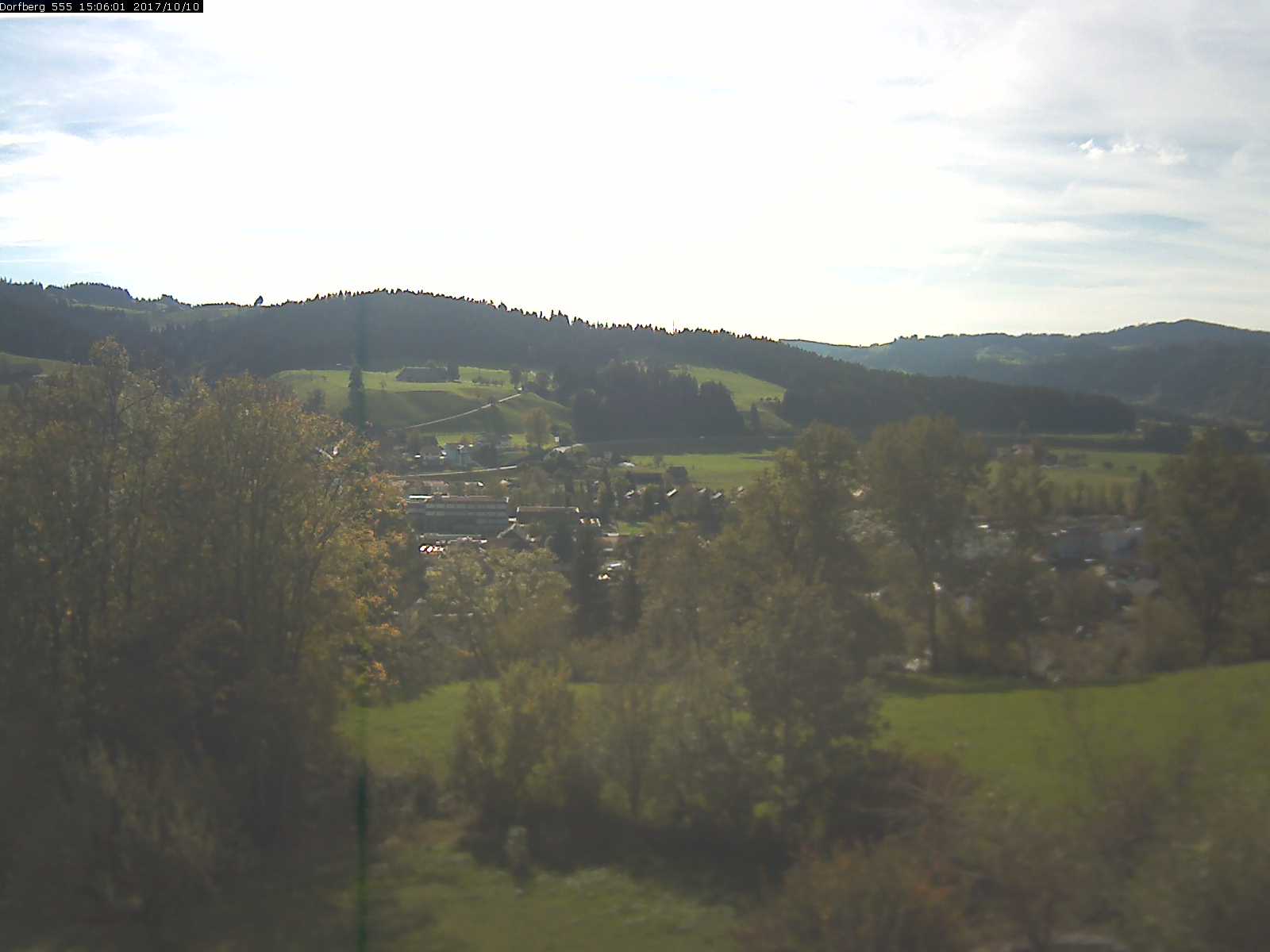 Webcam-Bild: Aussicht vom Dorfberg in Langnau 20171010-150601