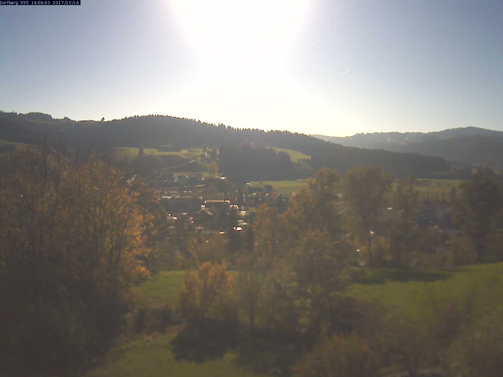 Webcam-Bild: Aussicht vom Dorfberg in Langnau 20171016-160601