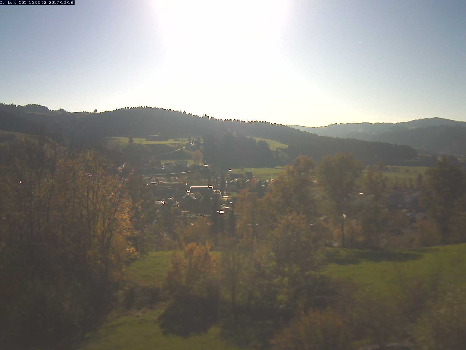 Webcam-Bild: Aussicht vom Dorfberg in Langnau 20171018-160601