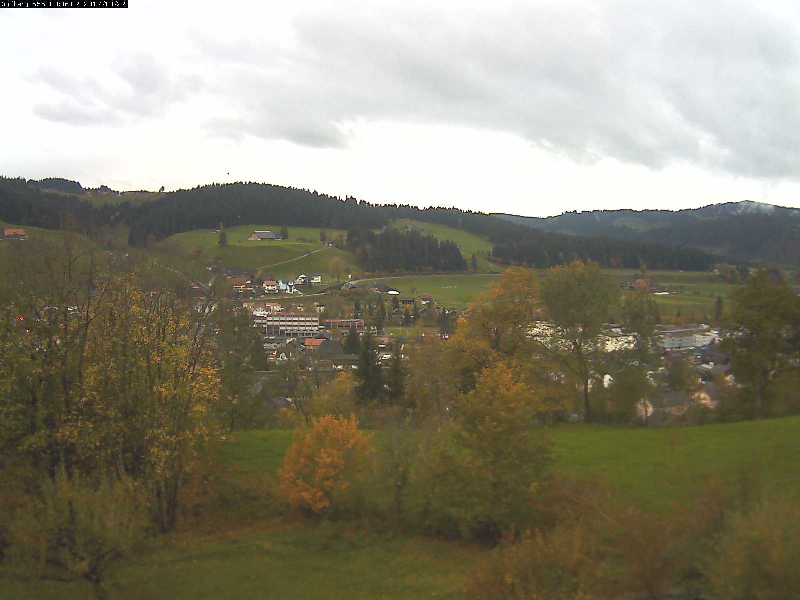 Webcam-Bild: Aussicht vom Dorfberg in Langnau 20171022-080601