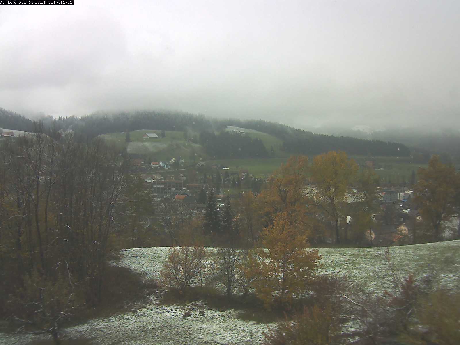 Webcam-Bild: Aussicht vom Dorfberg in Langnau 20171106-100601