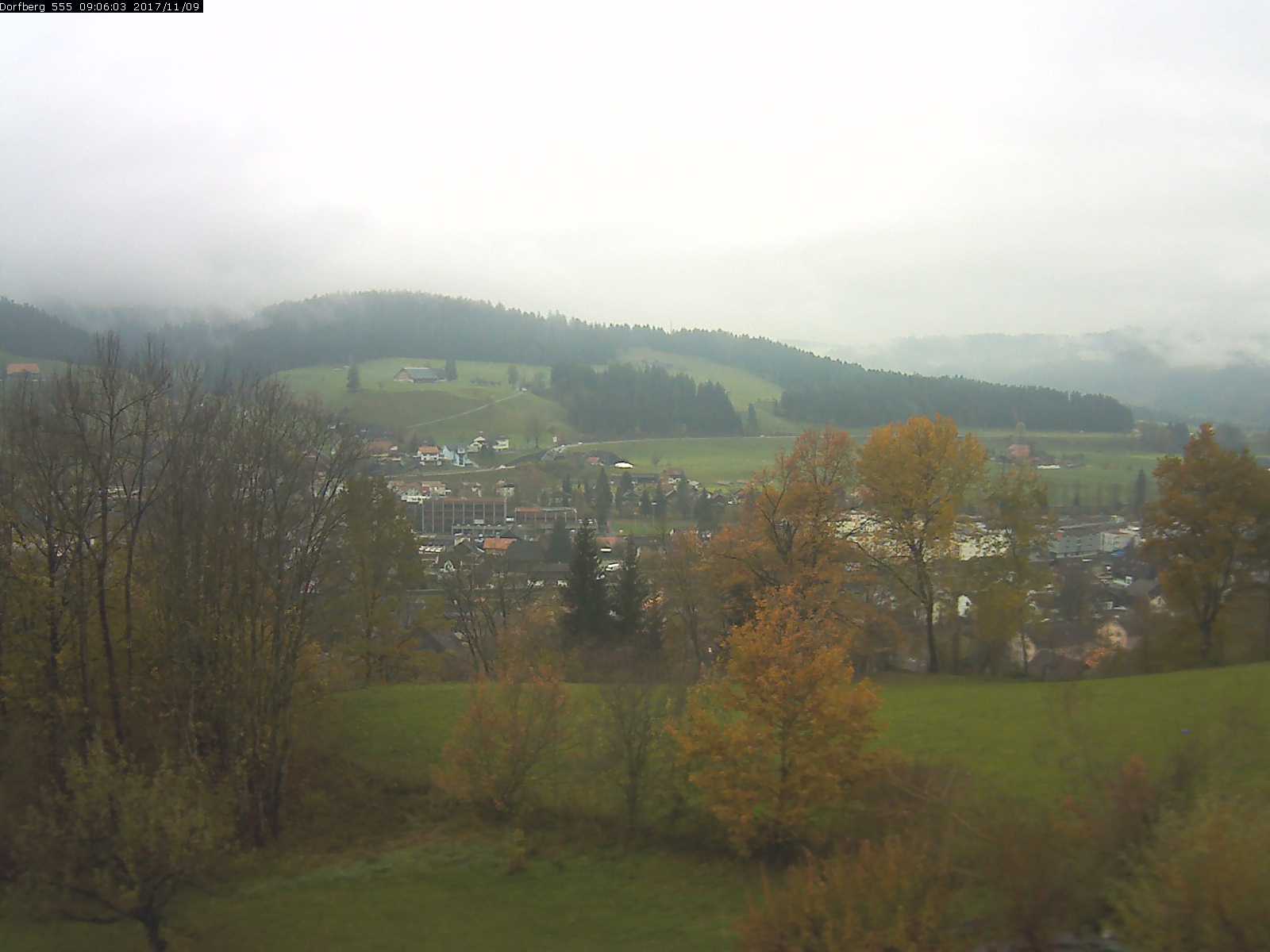 Webcam-Bild: Aussicht vom Dorfberg in Langnau 20171109-090601