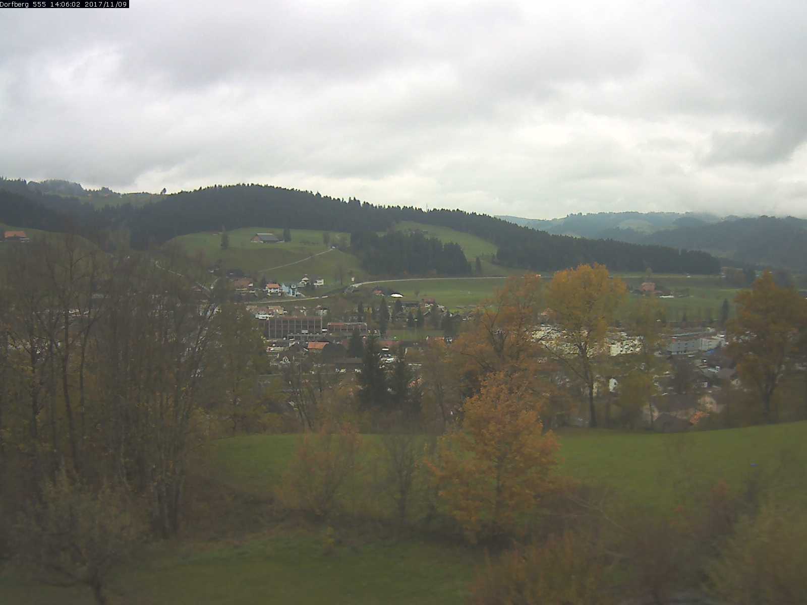 Webcam-Bild: Aussicht vom Dorfberg in Langnau 20171109-140601