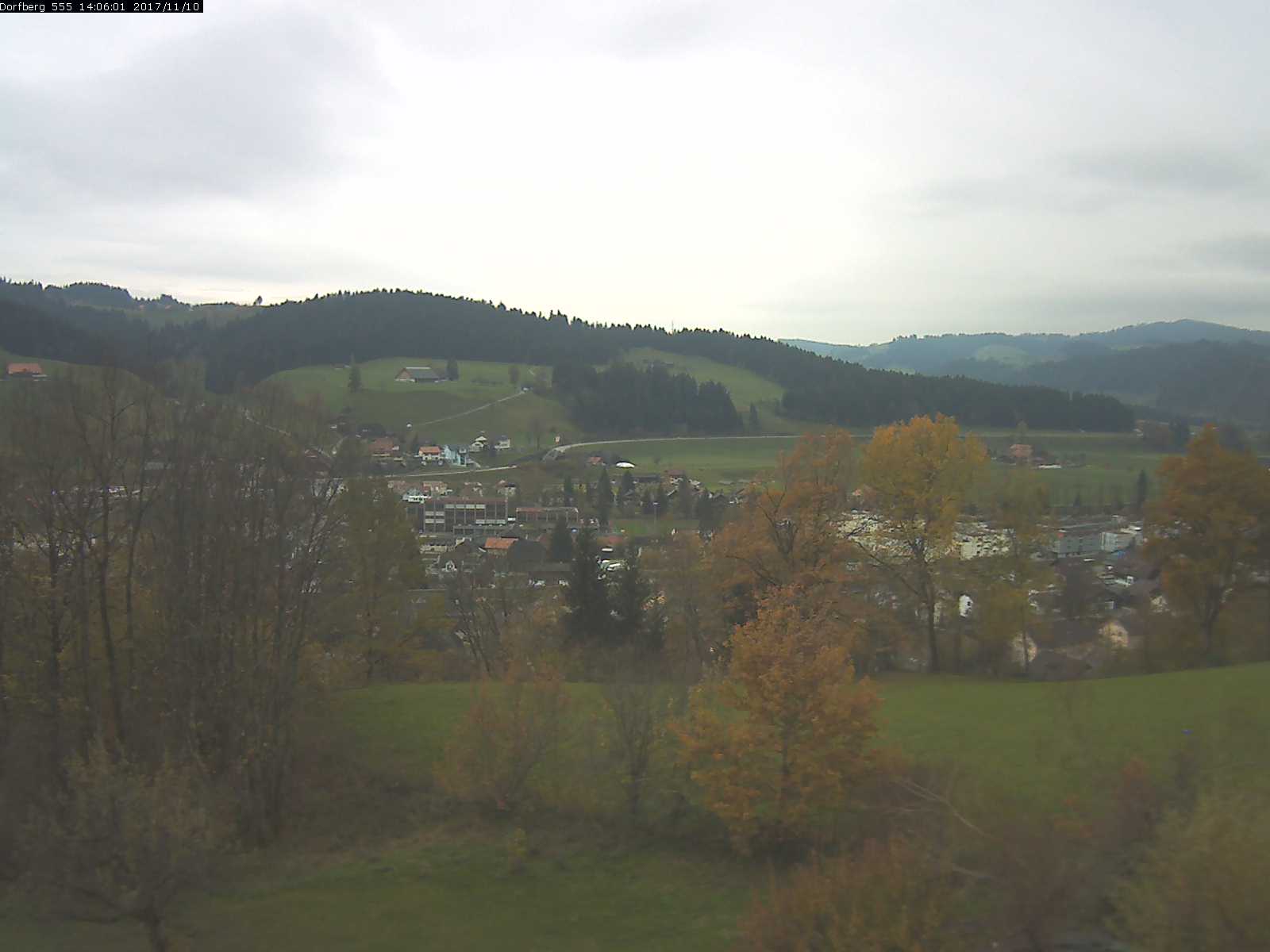Webcam-Bild: Aussicht vom Dorfberg in Langnau 20171110-140601