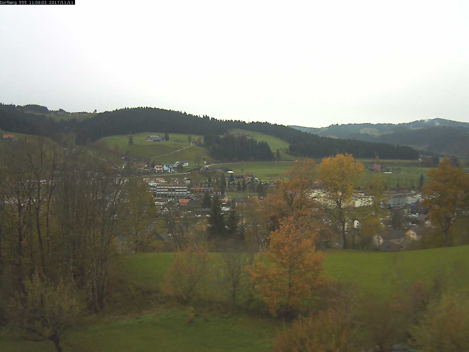 Webcam-Bild: Aussicht vom Dorfberg in Langnau 20171111-110601