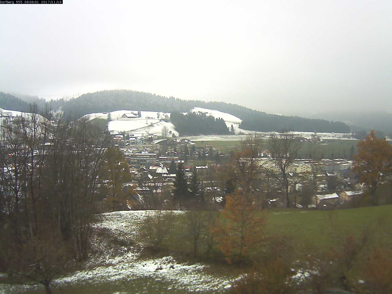 Webcam-Bild: Aussicht vom Dorfberg in Langnau 20171116-080601