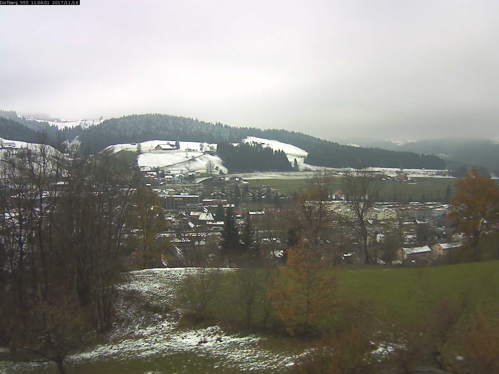 Webcam-Bild: Aussicht vom Dorfberg in Langnau 20171116-110601