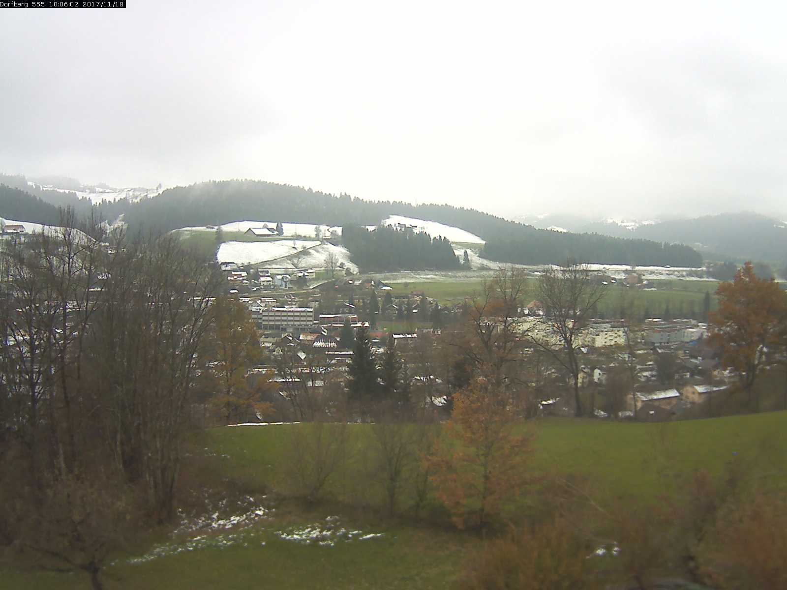 Webcam-Bild: Aussicht vom Dorfberg in Langnau 20171118-100601