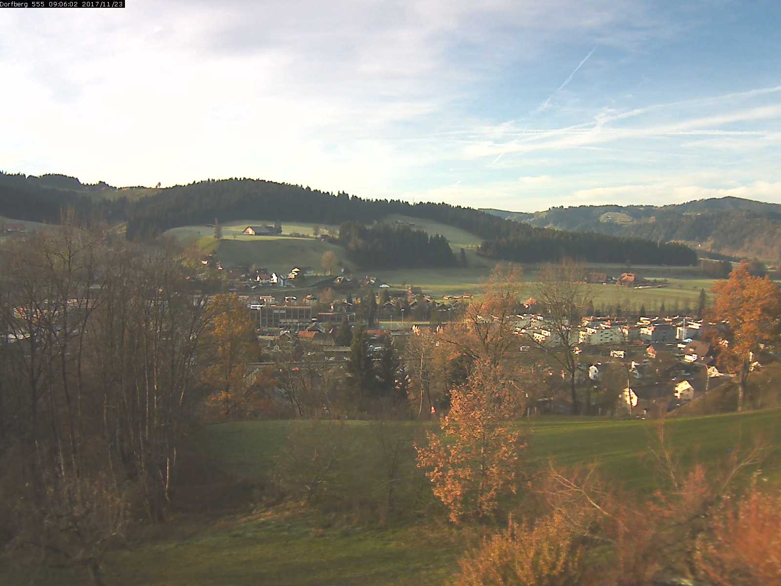 Webcam-Bild: Aussicht vom Dorfberg in Langnau 20171123-090601