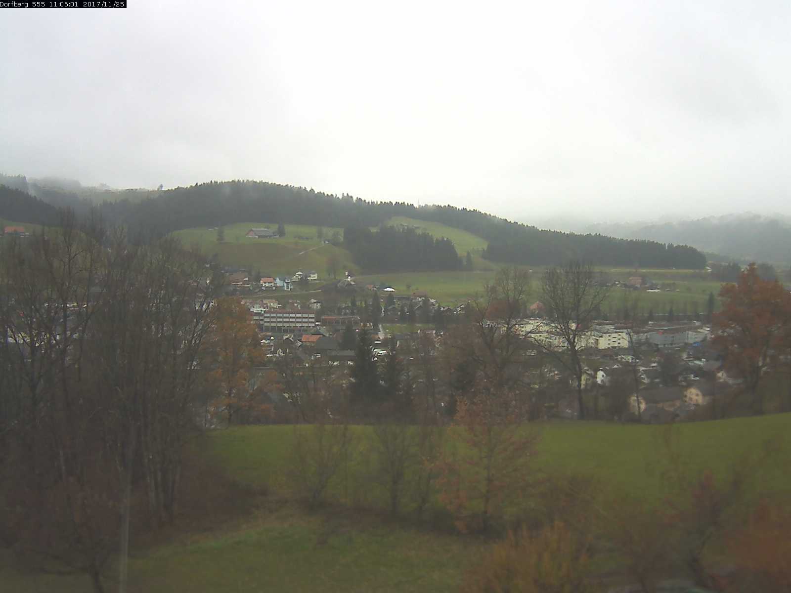 Webcam-Bild: Aussicht vom Dorfberg in Langnau 20171125-110601