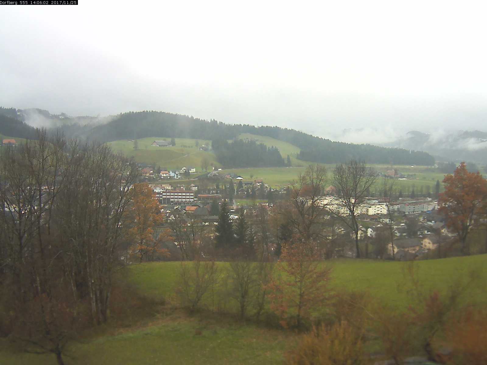Webcam-Bild: Aussicht vom Dorfberg in Langnau 20171125-140601