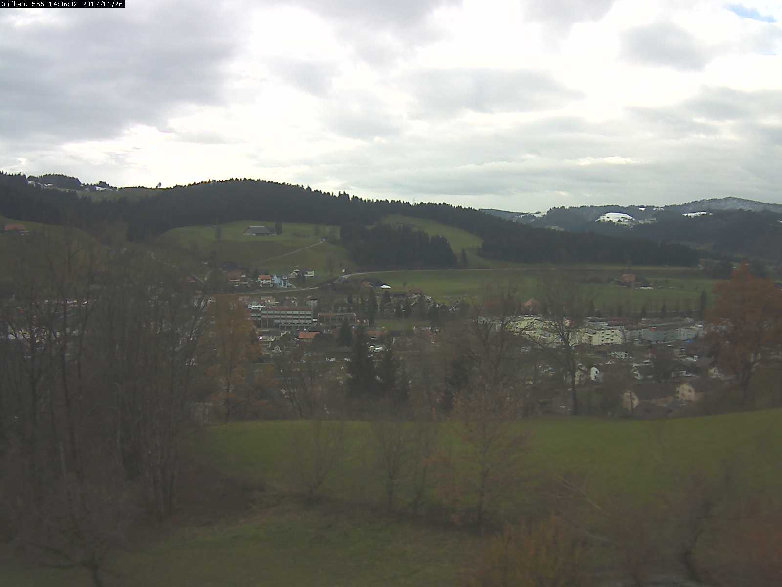 Webcam-Bild: Aussicht vom Dorfberg in Langnau 20171126-140601