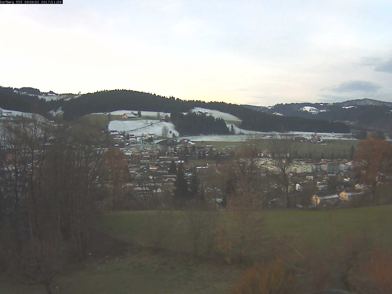 Webcam-Bild: Aussicht vom Dorfberg in Langnau 20171128-080601