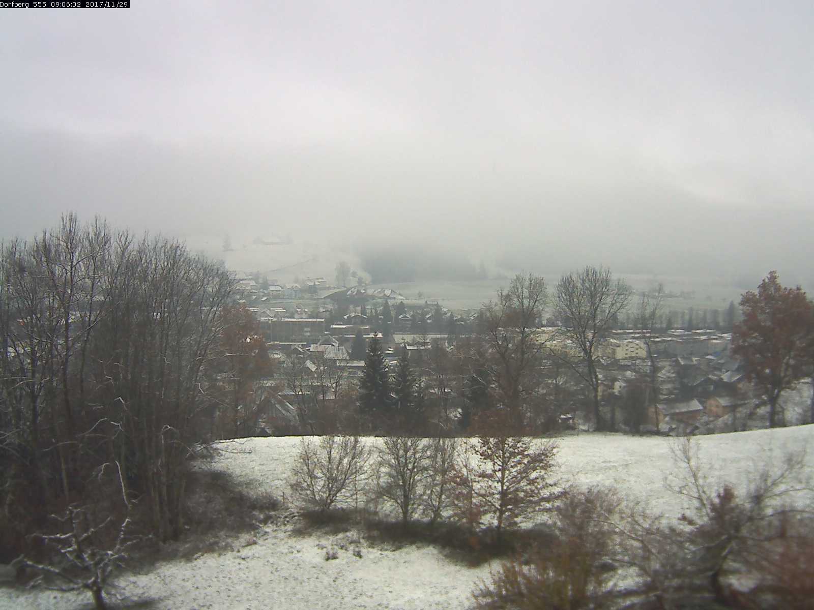Webcam-Bild: Aussicht vom Dorfberg in Langnau 20171129-090601