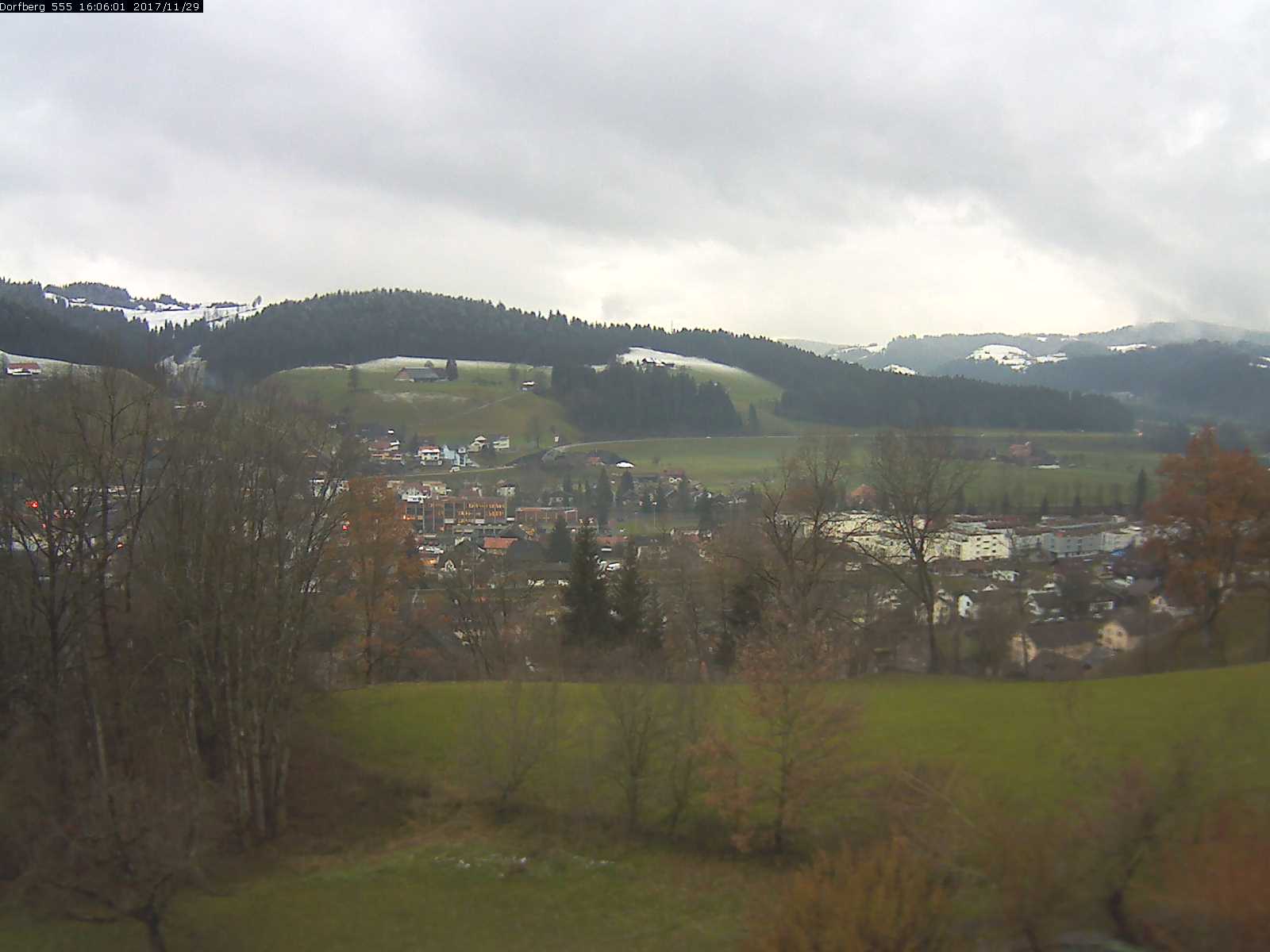 Webcam-Bild: Aussicht vom Dorfberg in Langnau 20171129-160601