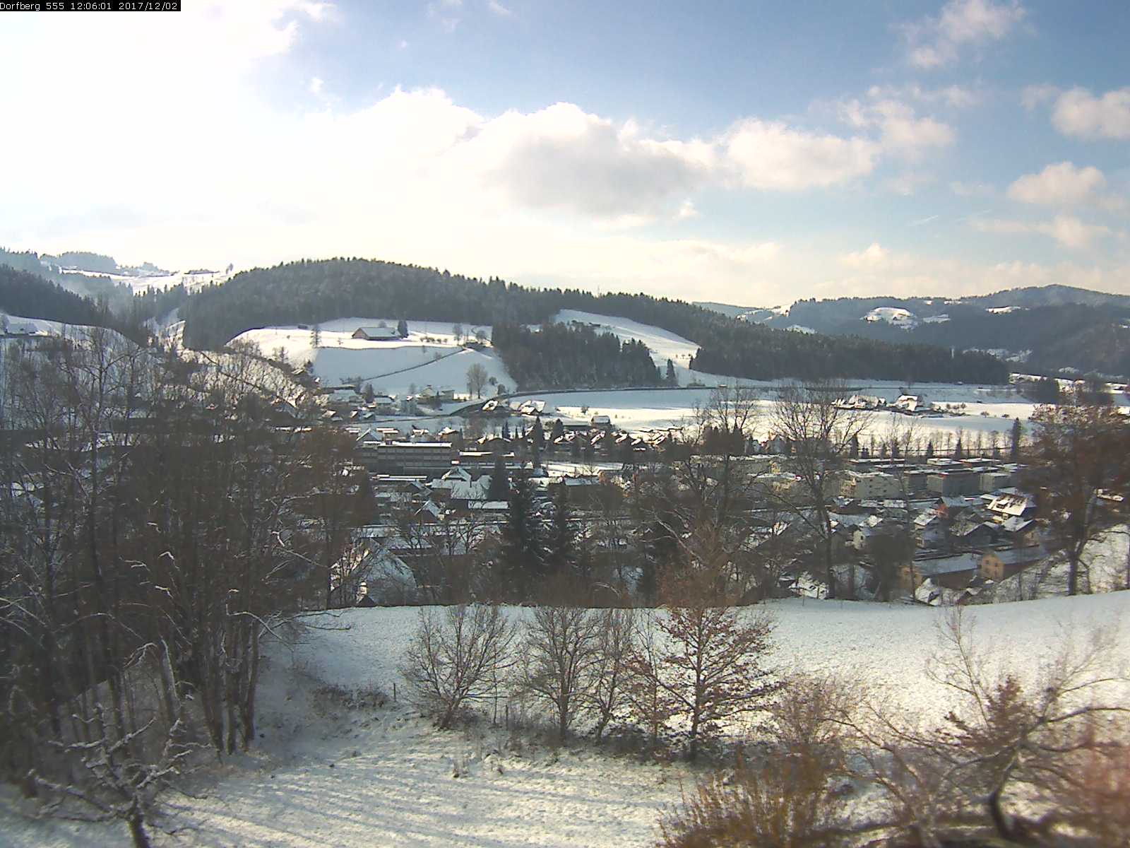 Webcam-Bild: Aussicht vom Dorfberg in Langnau 20171202-120601