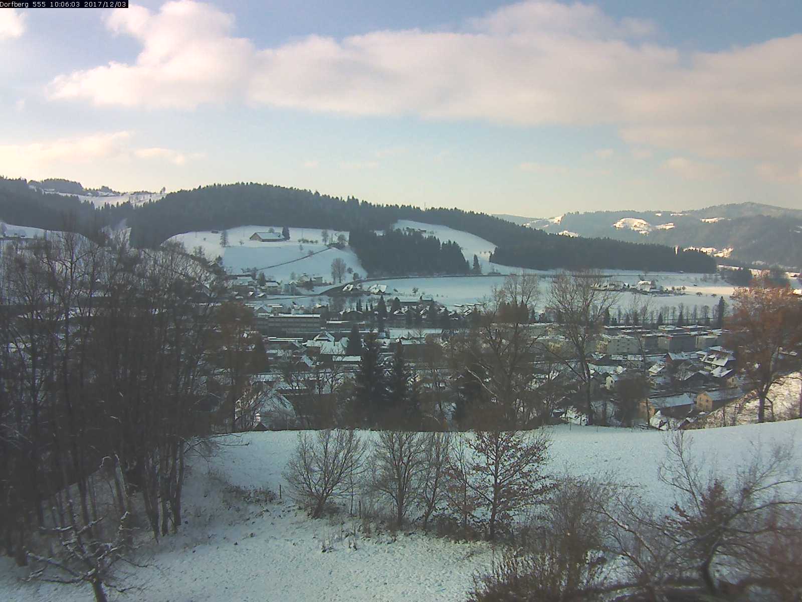 Webcam-Bild: Aussicht vom Dorfberg in Langnau 20171203-100601