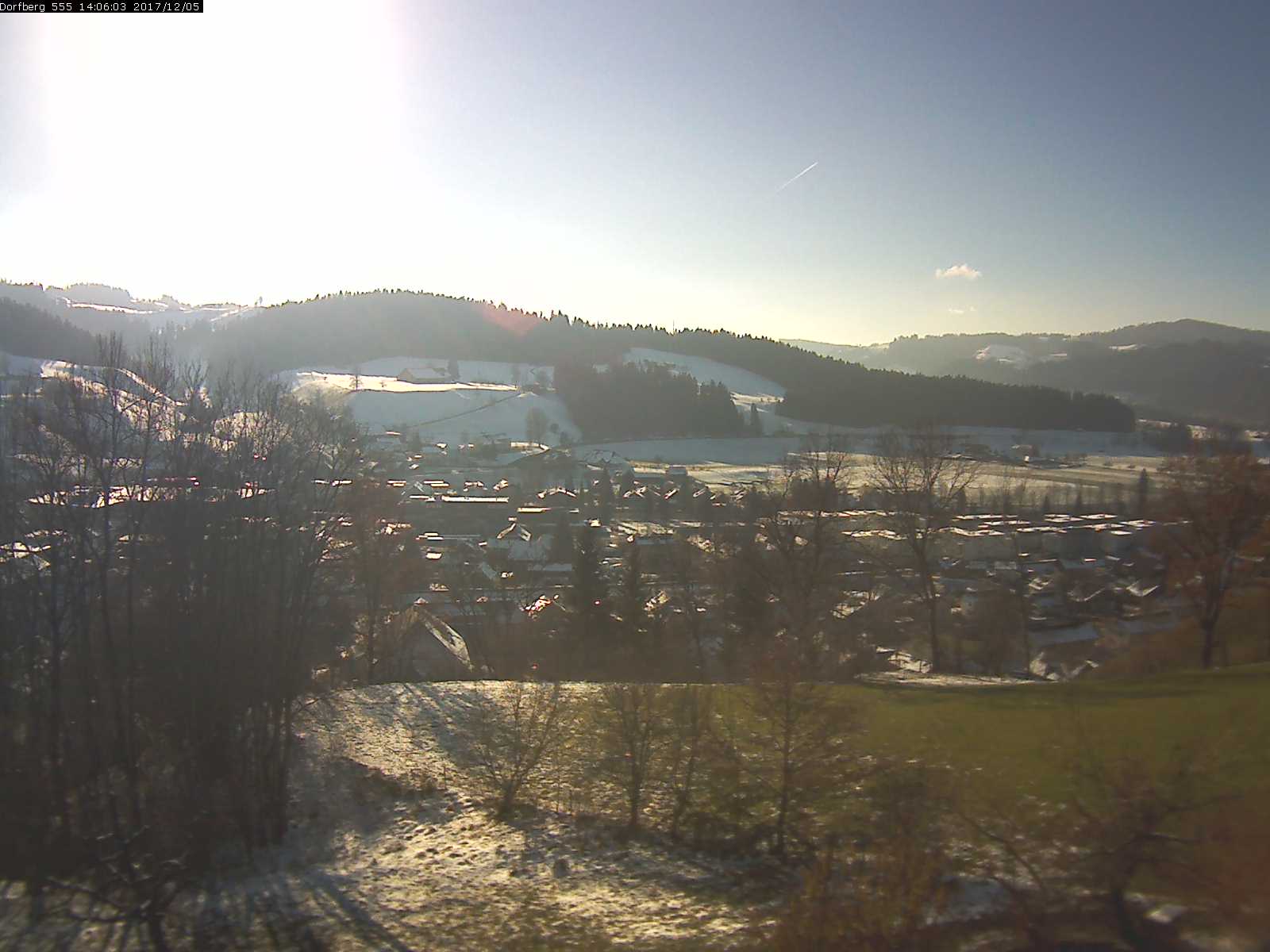 Webcam-Bild: Aussicht vom Dorfberg in Langnau 20171205-140601
