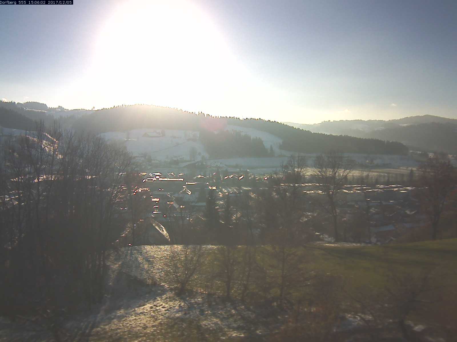 Webcam-Bild: Aussicht vom Dorfberg in Langnau 20171205-150601