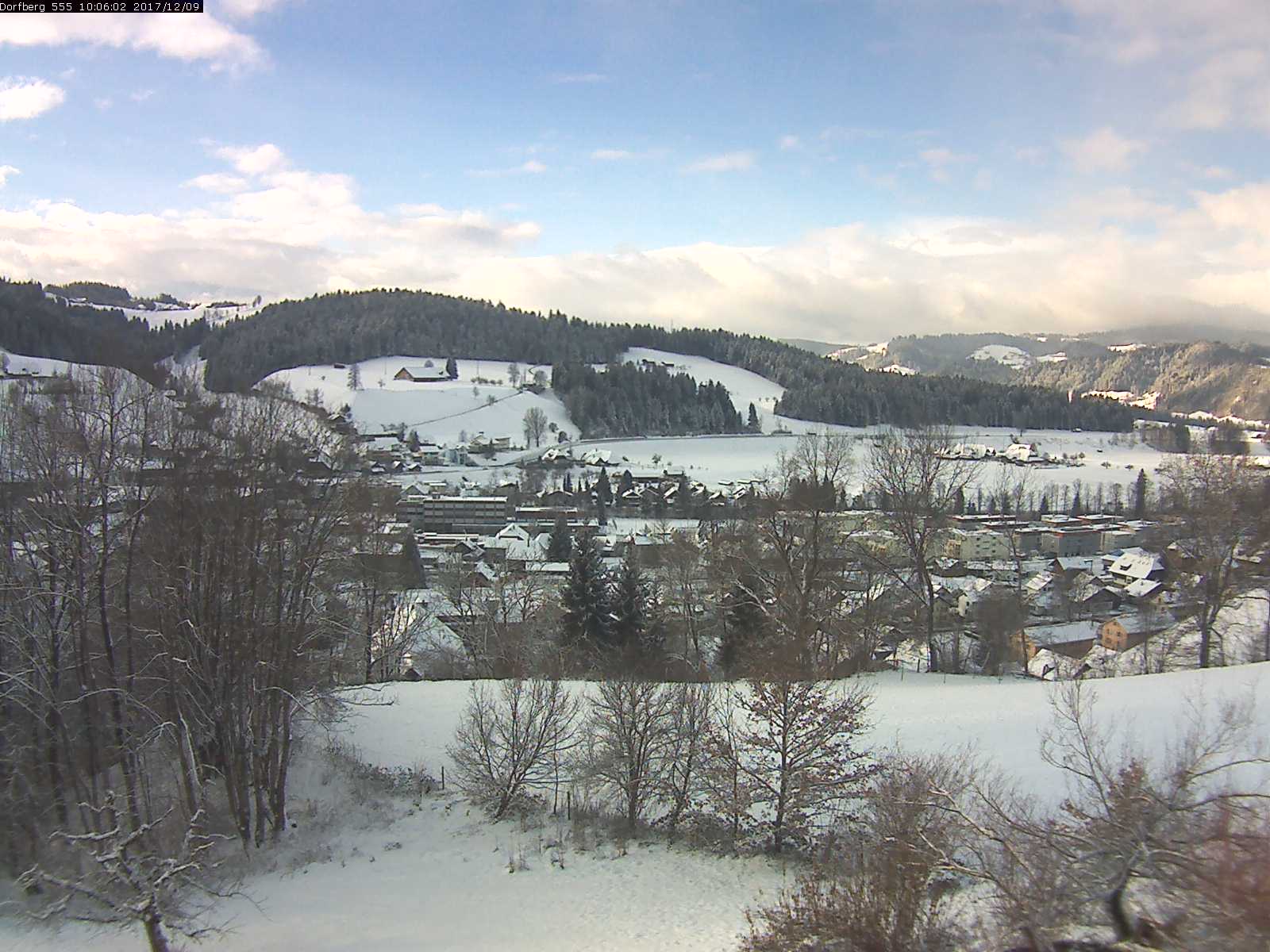 Webcam-Bild: Aussicht vom Dorfberg in Langnau 20171209-100602