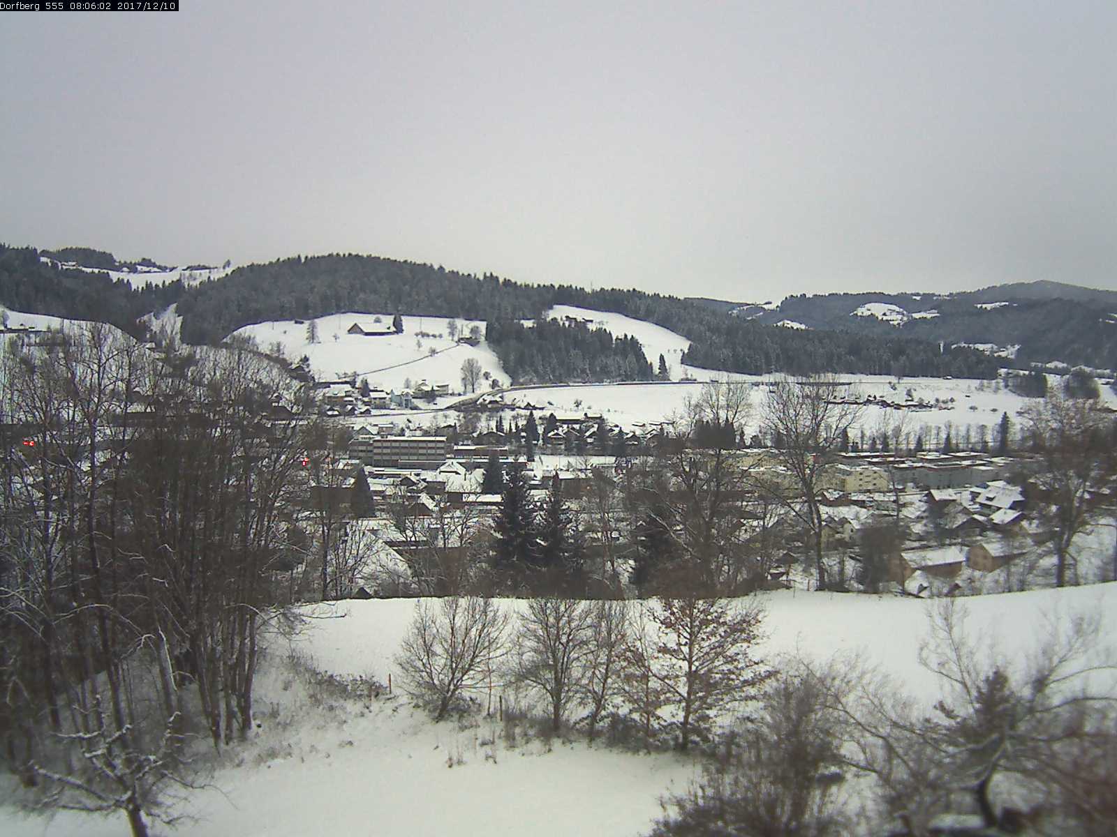 Webcam-Bild: Aussicht vom Dorfberg in Langnau 20171210-080601
