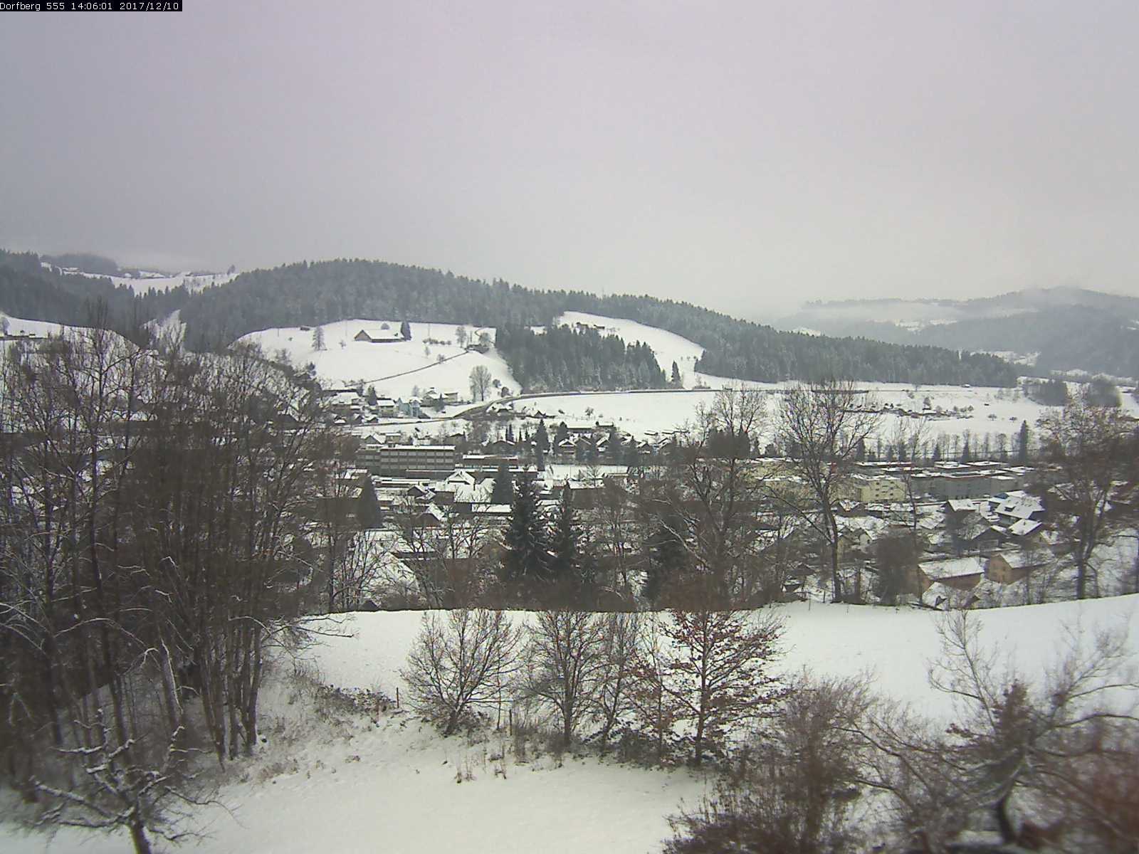 Webcam-Bild: Aussicht vom Dorfberg in Langnau 20171210-140601