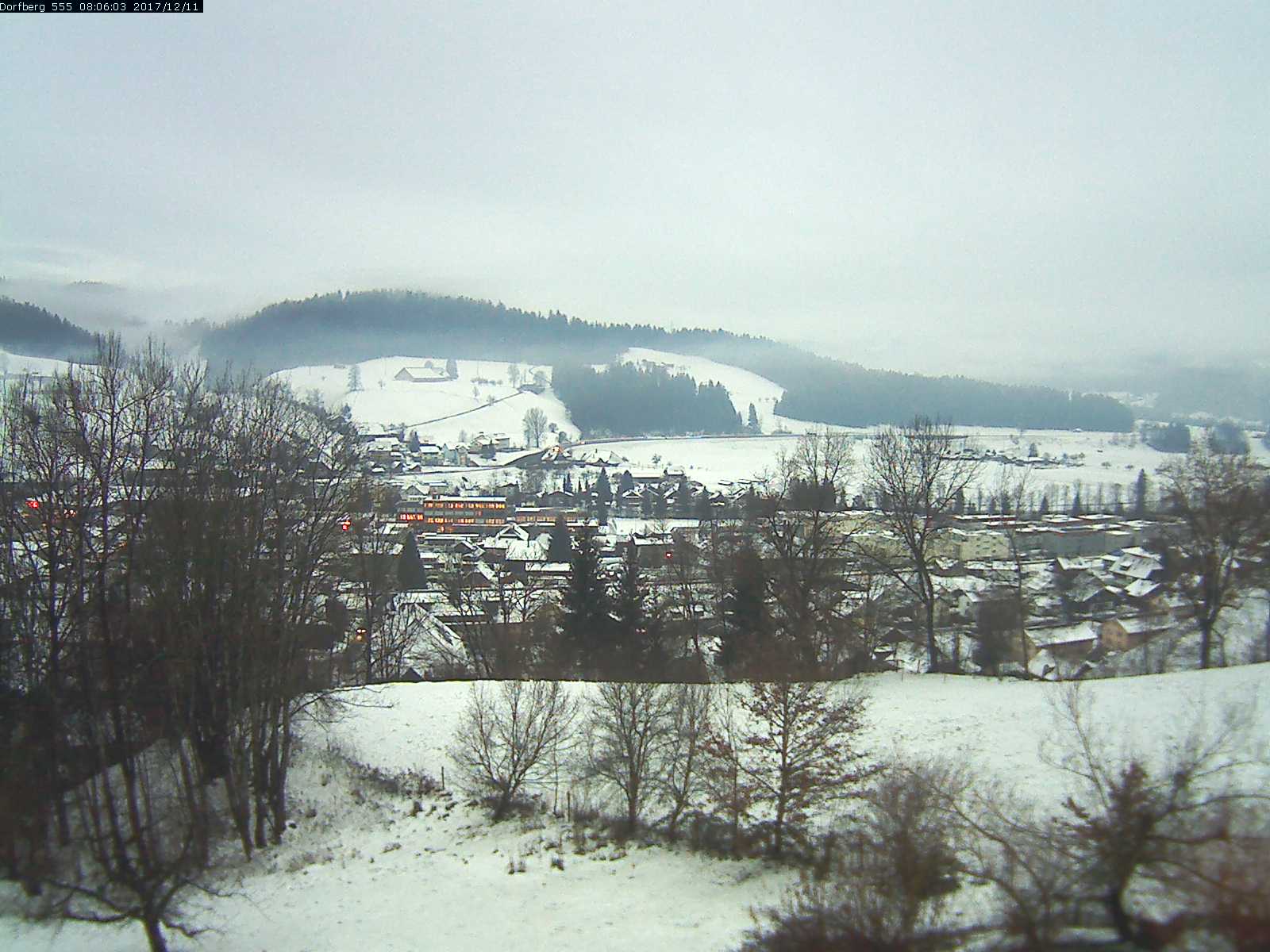 Webcam-Bild: Aussicht vom Dorfberg in Langnau 20171211-080601