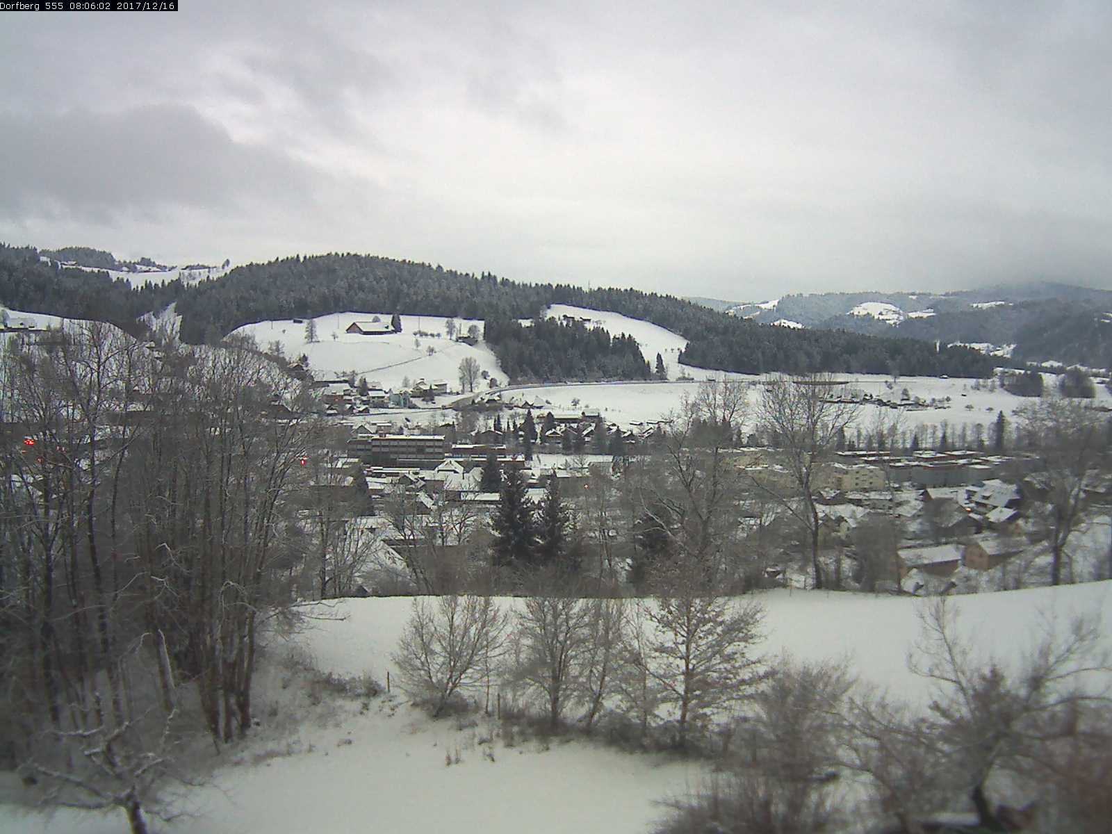 Webcam-Bild: Aussicht vom Dorfberg in Langnau 20171216-080601