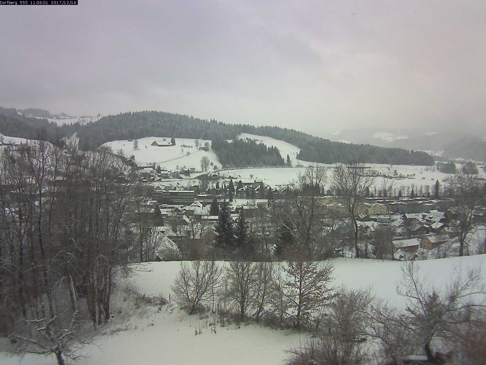 Webcam-Bild: Aussicht vom Dorfberg in Langnau 20171216-110601