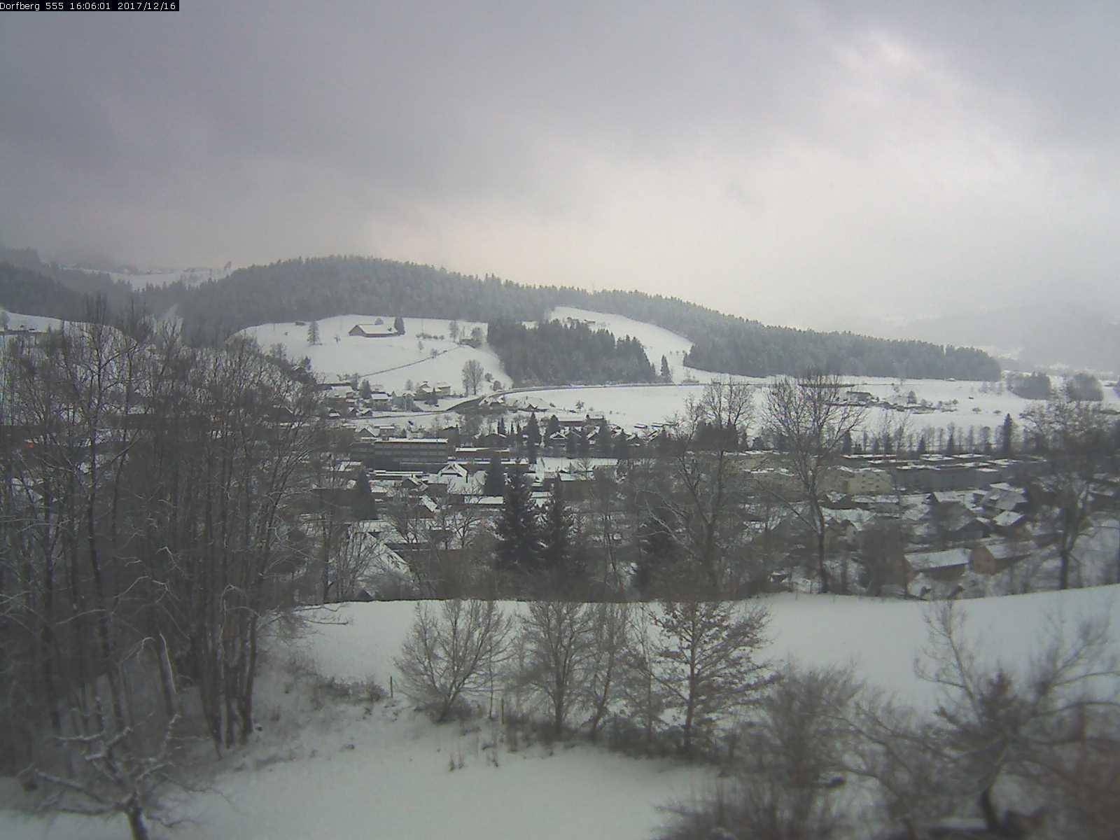 Webcam-Bild: Aussicht vom Dorfberg in Langnau 20171216-160601