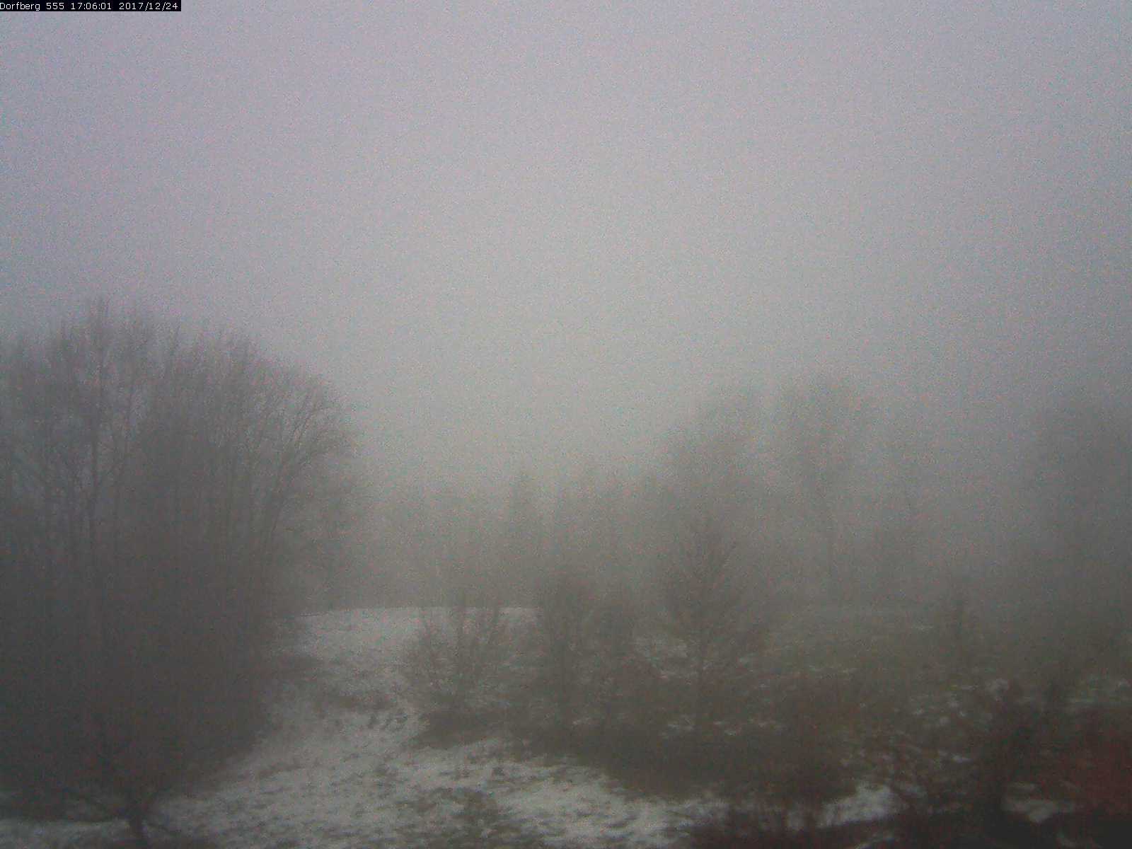 Webcam-Bild: Aussicht vom Dorfberg in Langnau 20171224-170601