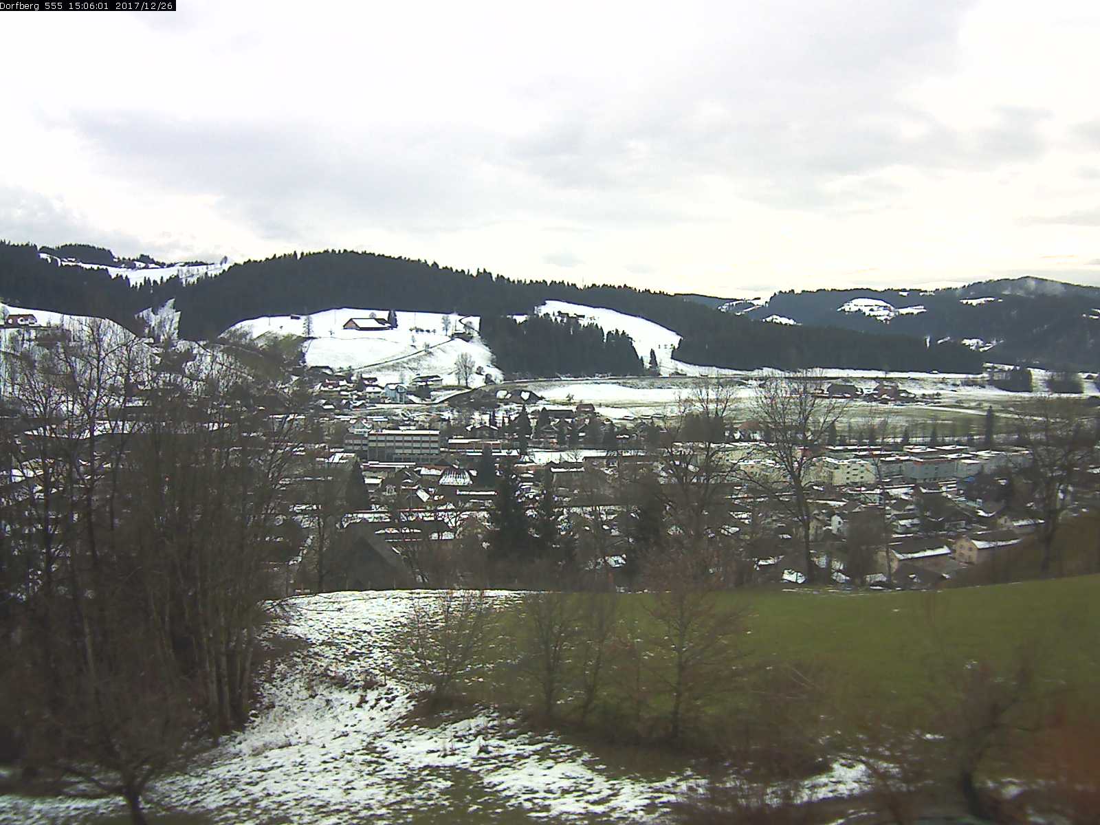 Webcam-Bild: Aussicht vom Dorfberg in Langnau 20171226-150601