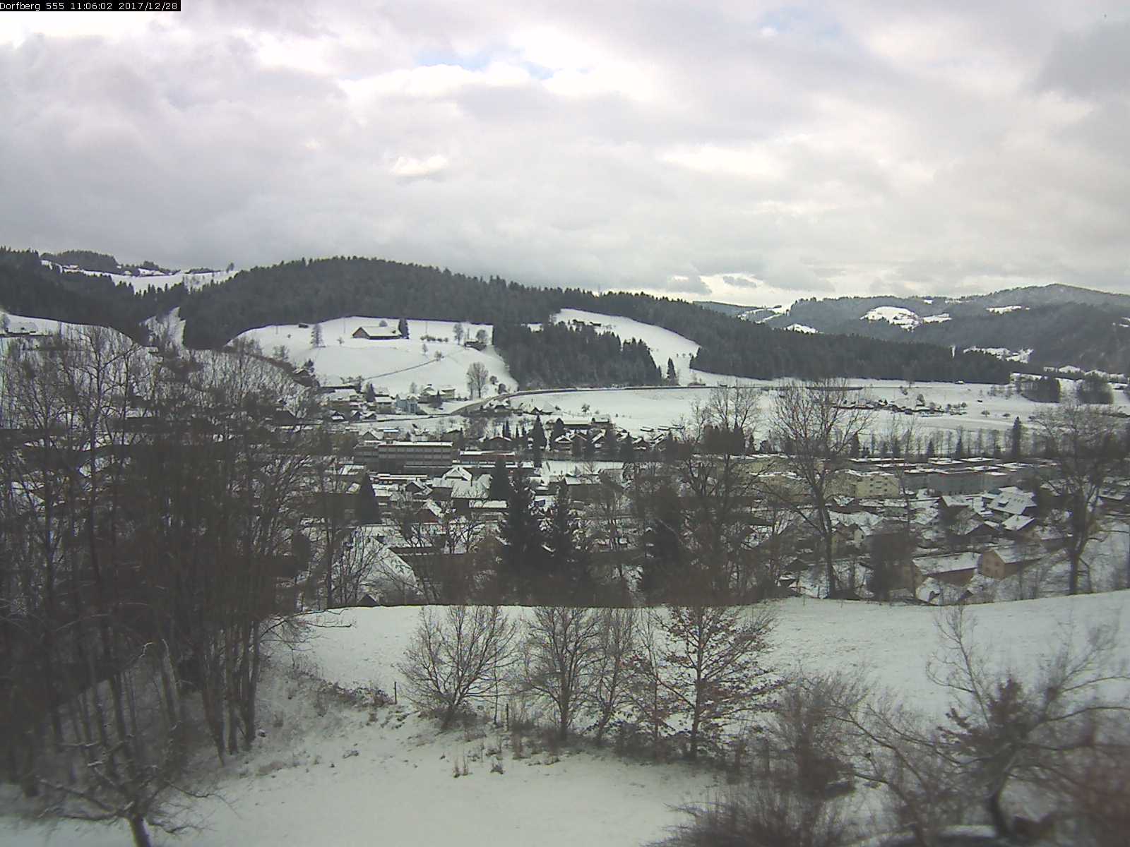 Webcam-Bild: Aussicht vom Dorfberg in Langnau 20171228-110601