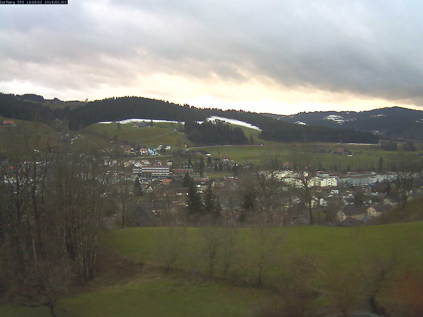 Webcam-Bild: Aussicht vom Dorfberg in Langnau 20180103-160601