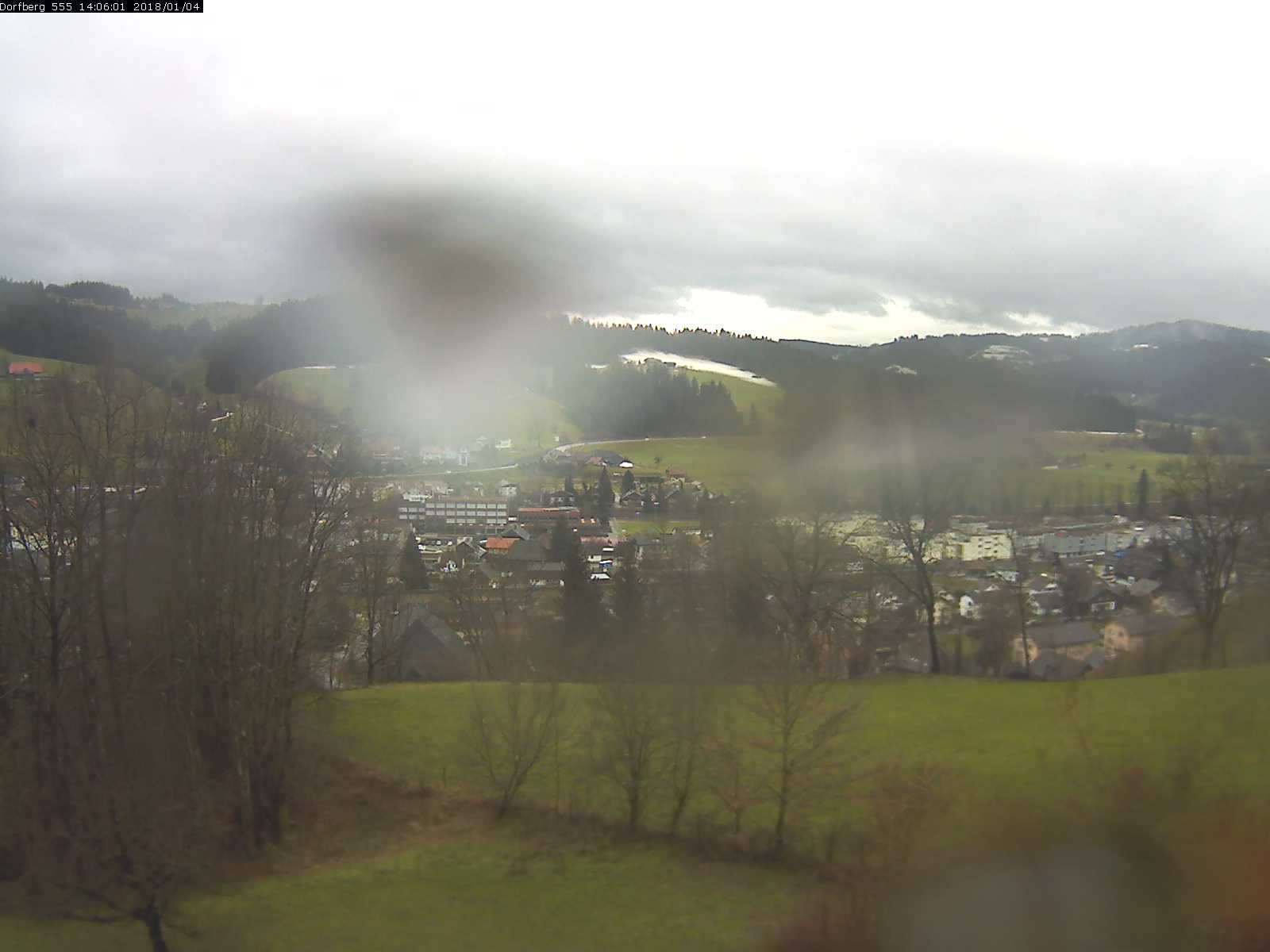 Webcam-Bild: Aussicht vom Dorfberg in Langnau 20180104-140601