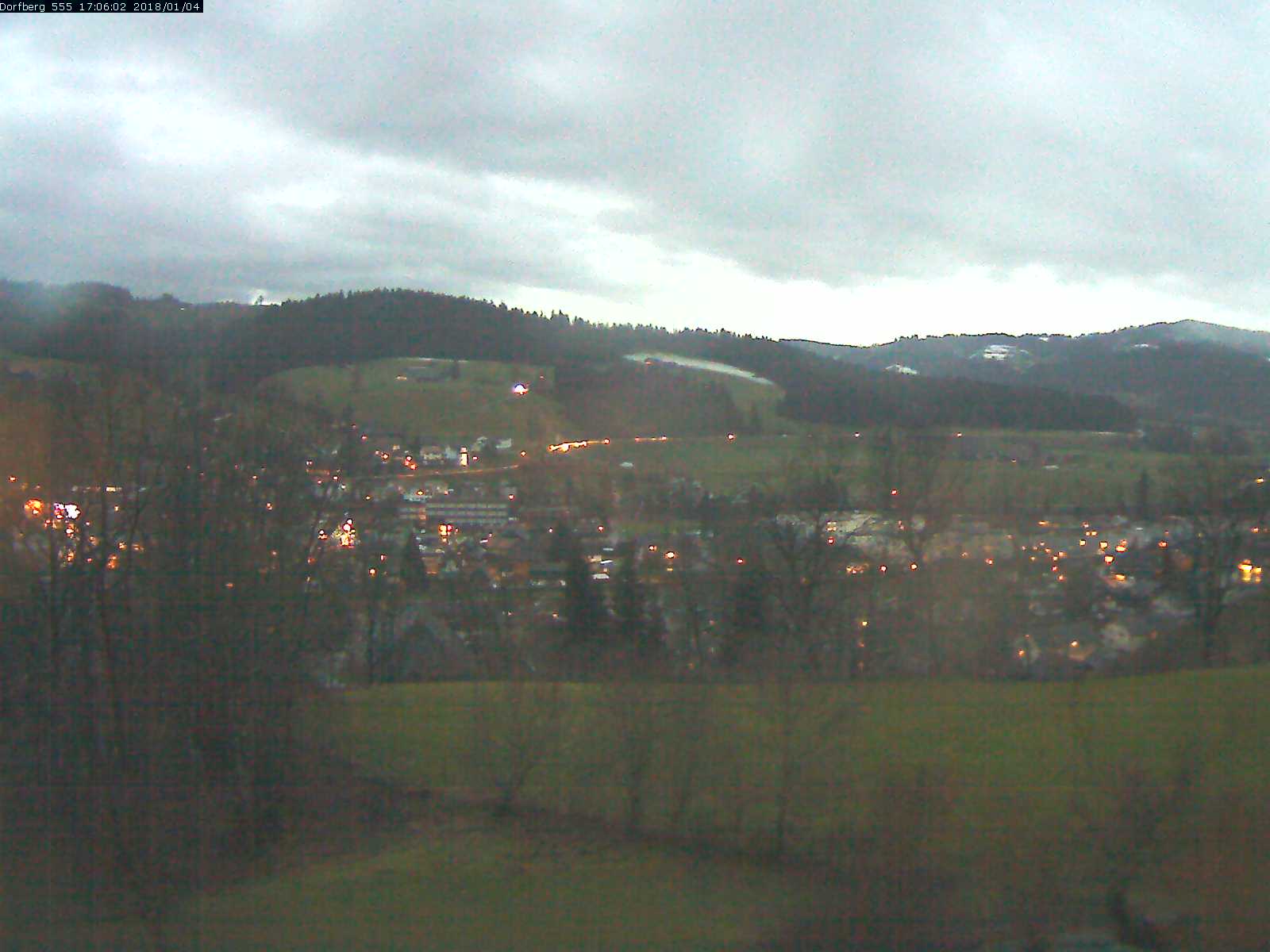 Webcam-Bild: Aussicht vom Dorfberg in Langnau 20180104-170601
