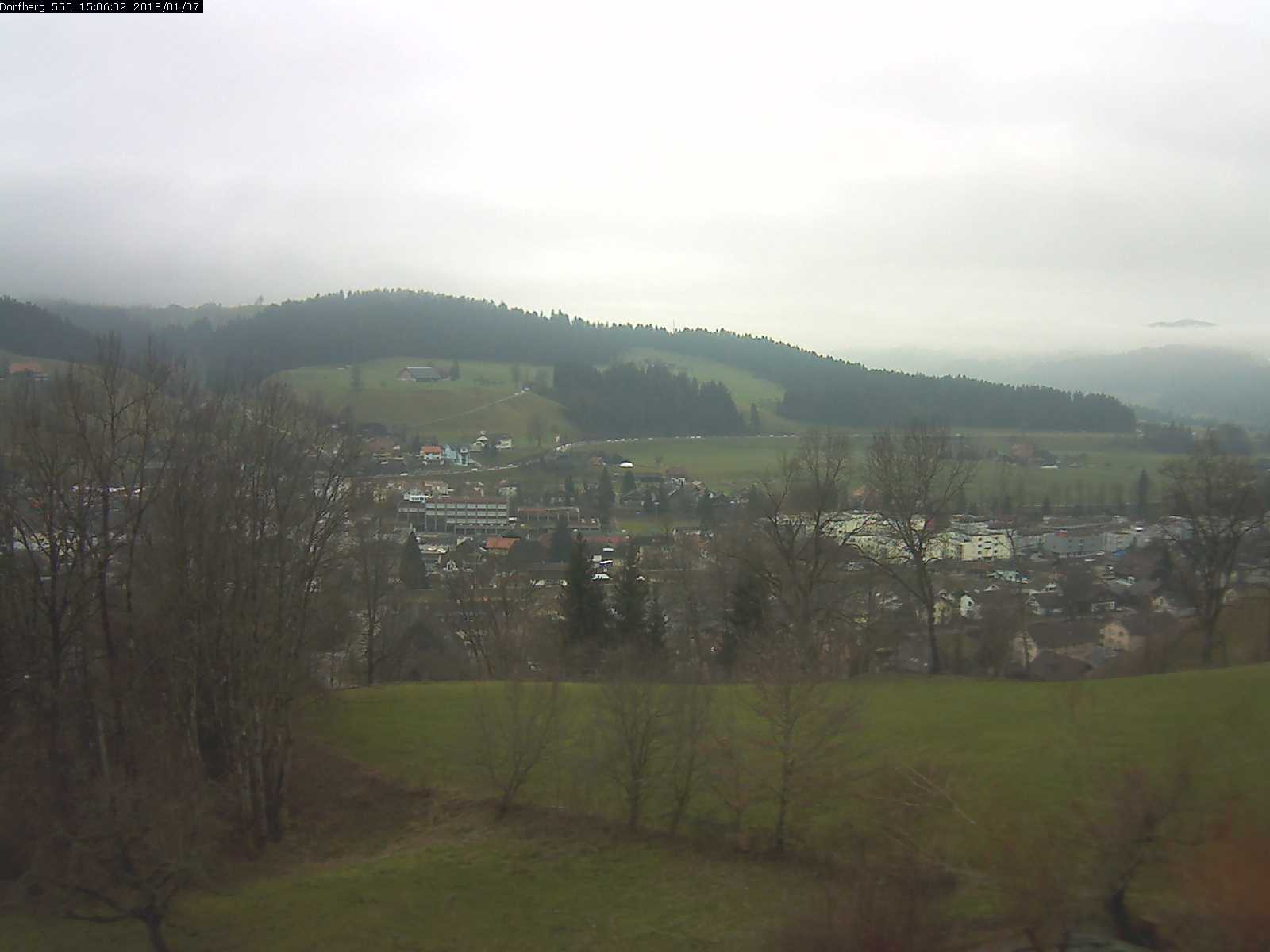 Webcam-Bild: Aussicht vom Dorfberg in Langnau 20180107-150601