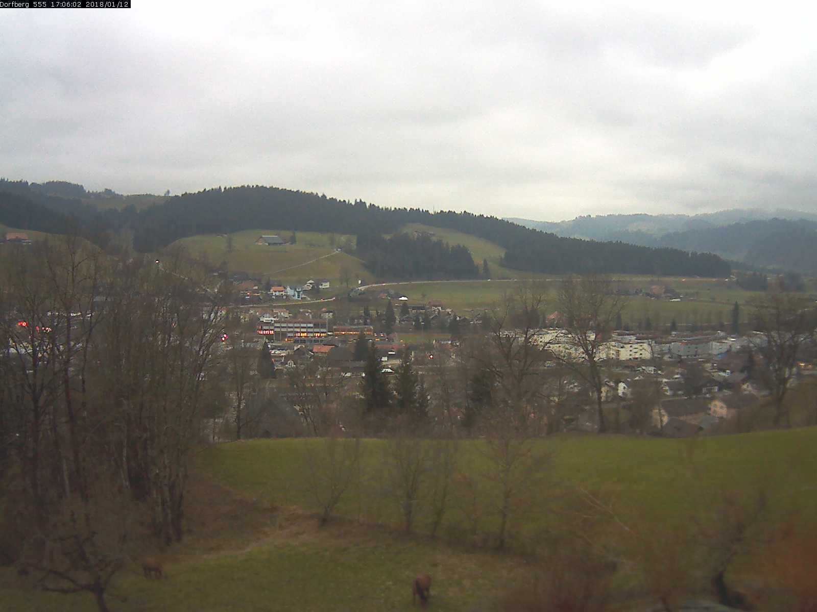 Webcam-Bild: Aussicht vom Dorfberg in Langnau 20180112-170601