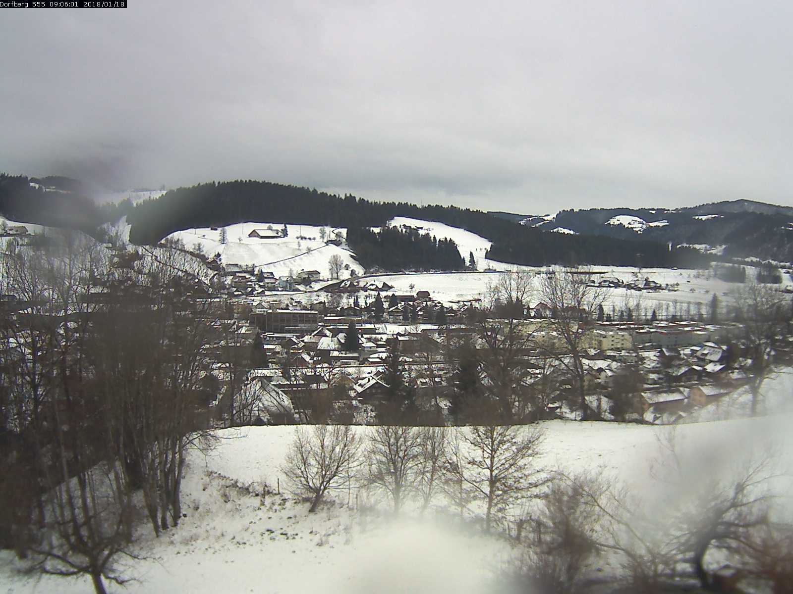 Webcam-Bild: Aussicht vom Dorfberg in Langnau 20180118-090601