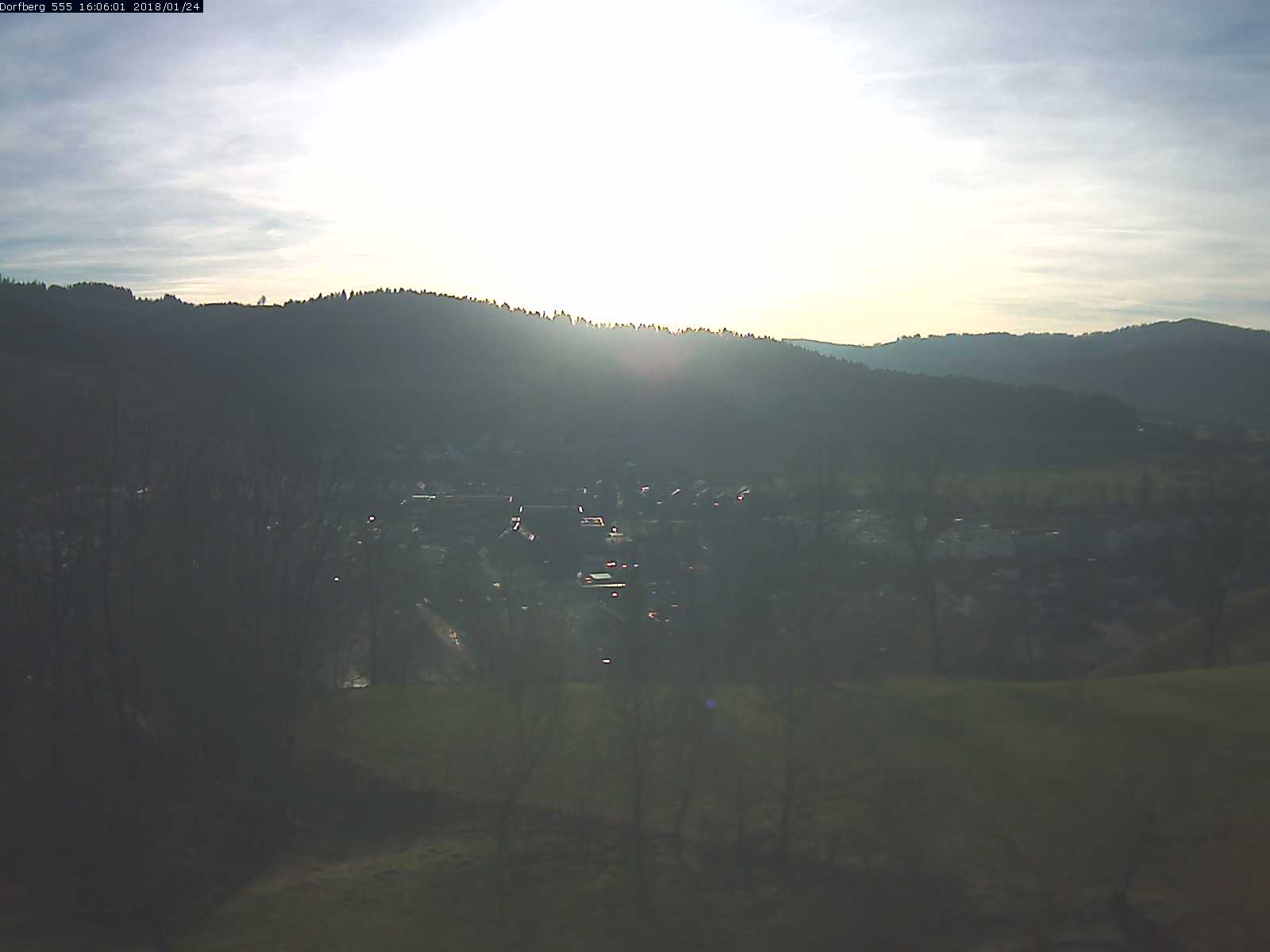 Webcam-Bild: Aussicht vom Dorfberg in Langnau 20180124-160601