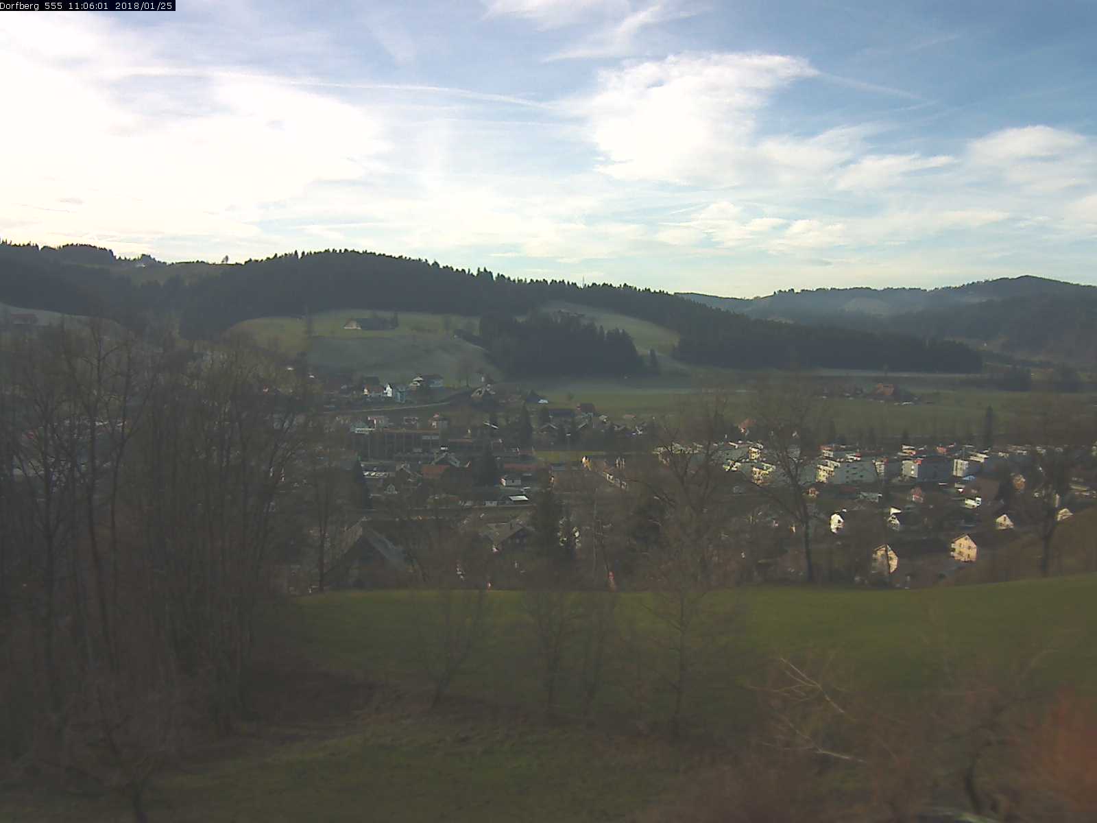 Webcam-Bild: Aussicht vom Dorfberg in Langnau 20180125-110601