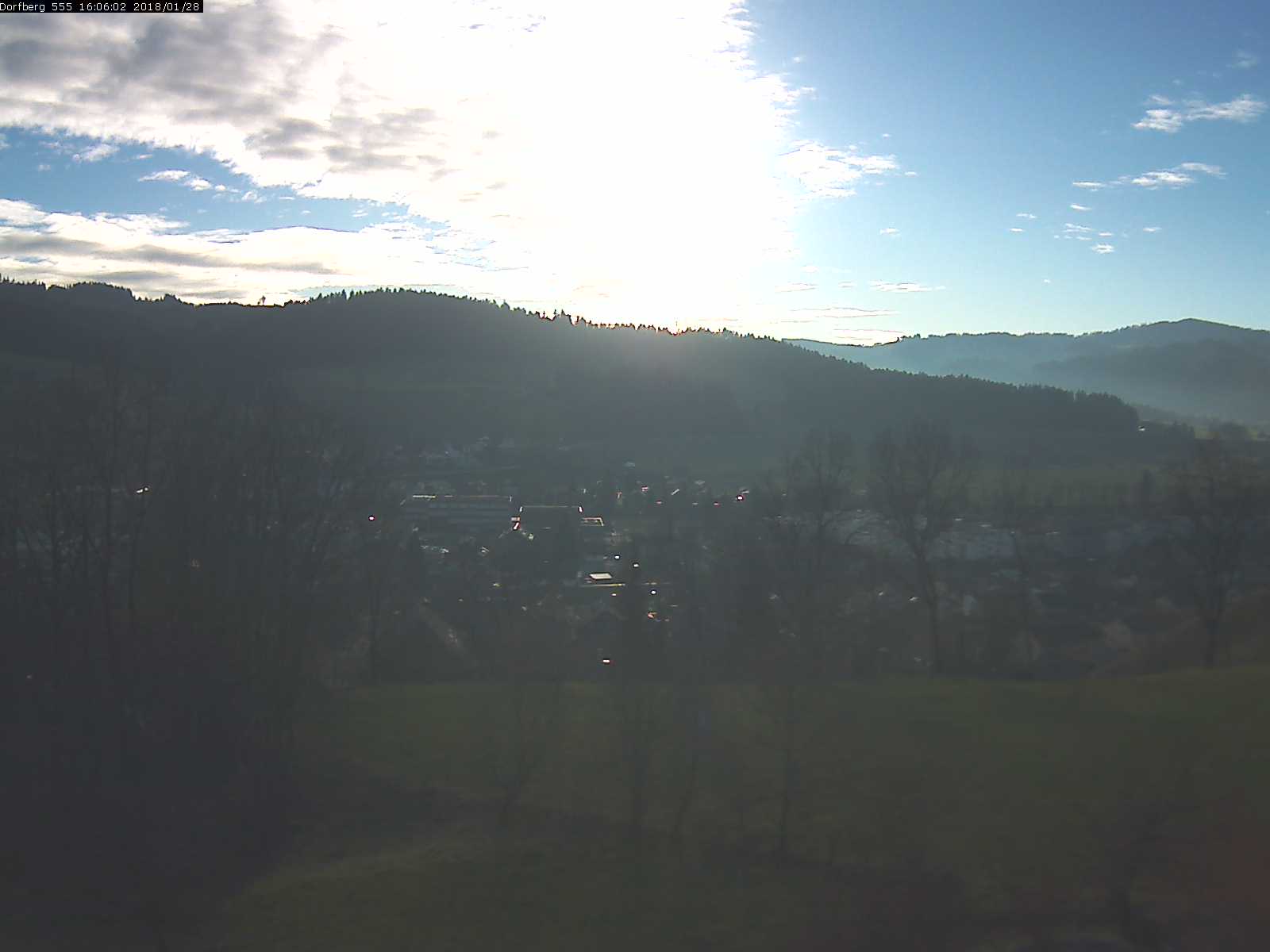 Webcam-Bild: Aussicht vom Dorfberg in Langnau 20180128-160601