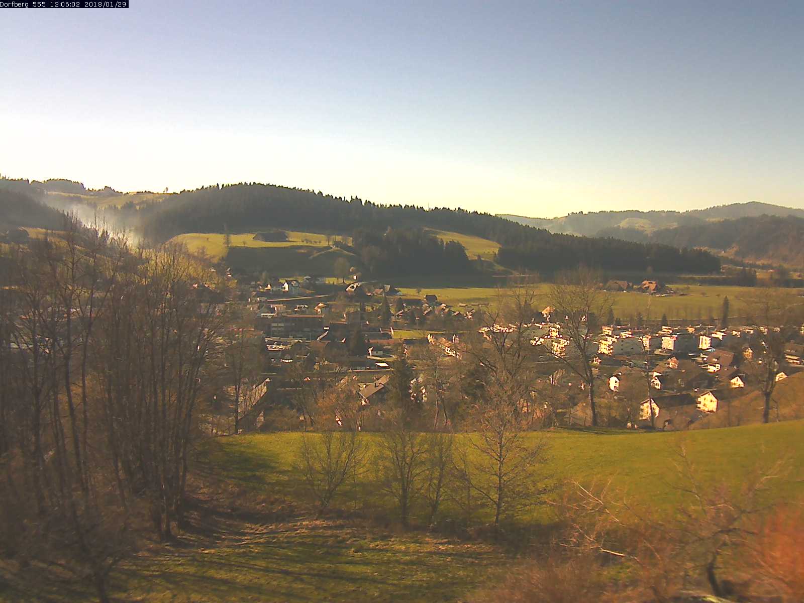 Webcam-Bild: Aussicht vom Dorfberg in Langnau 20180129-120601