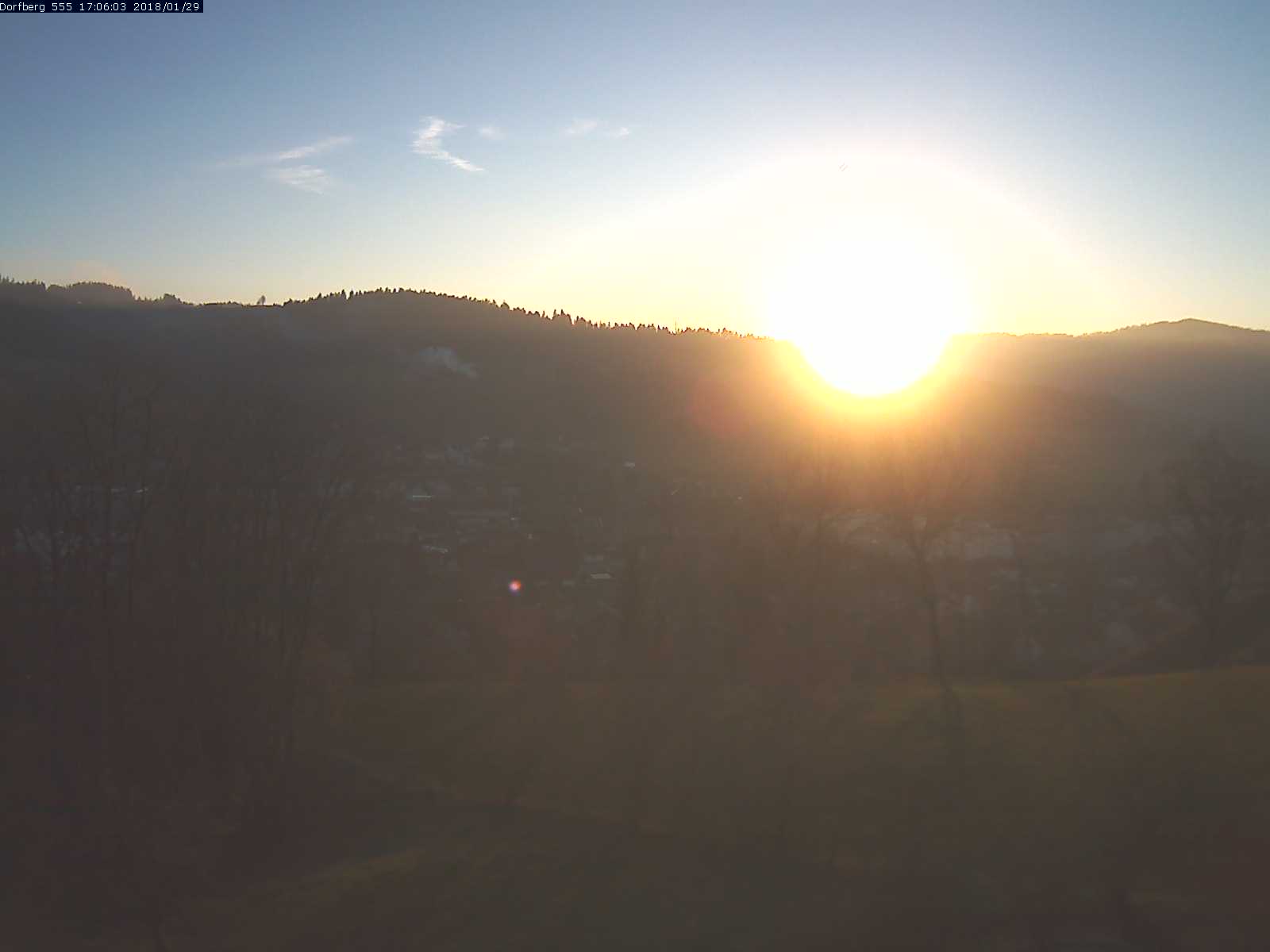 Webcam-Bild: Aussicht vom Dorfberg in Langnau 20180129-170601