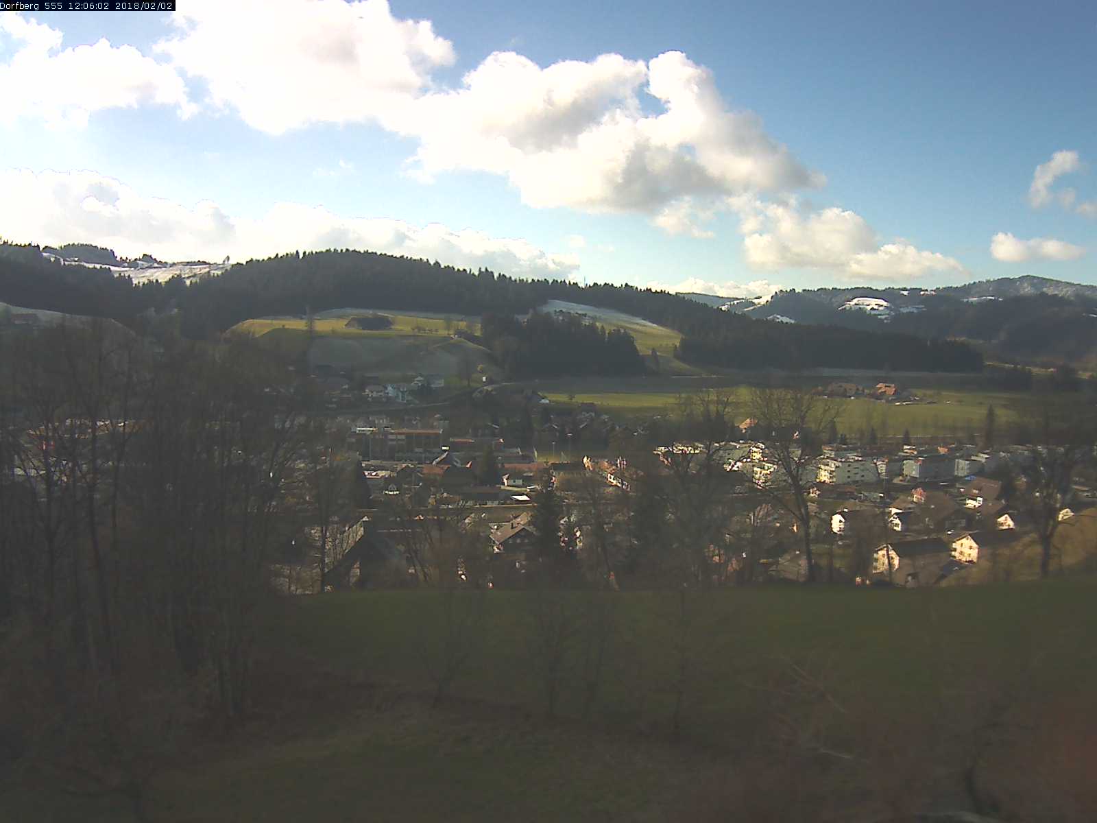 Webcam-Bild: Aussicht vom Dorfberg in Langnau 20180202-120601