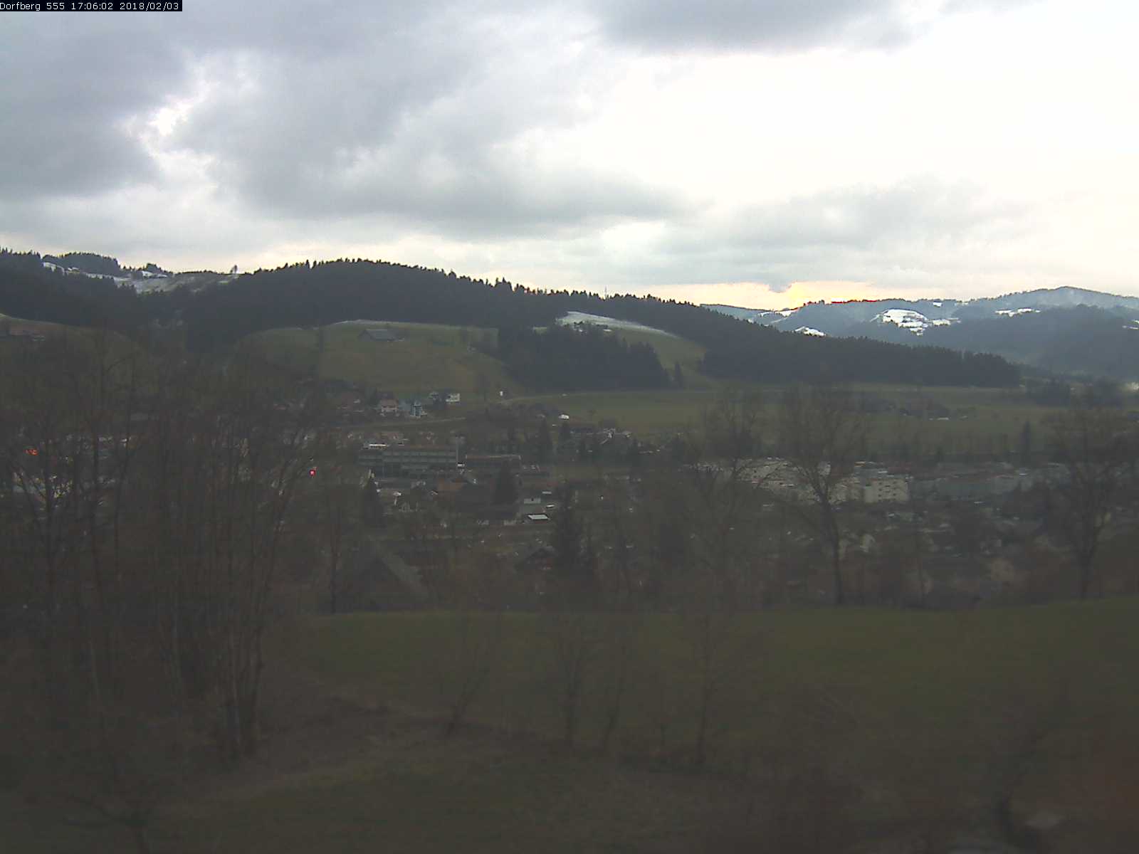 Webcam-Bild: Aussicht vom Dorfberg in Langnau 20180203-170601
