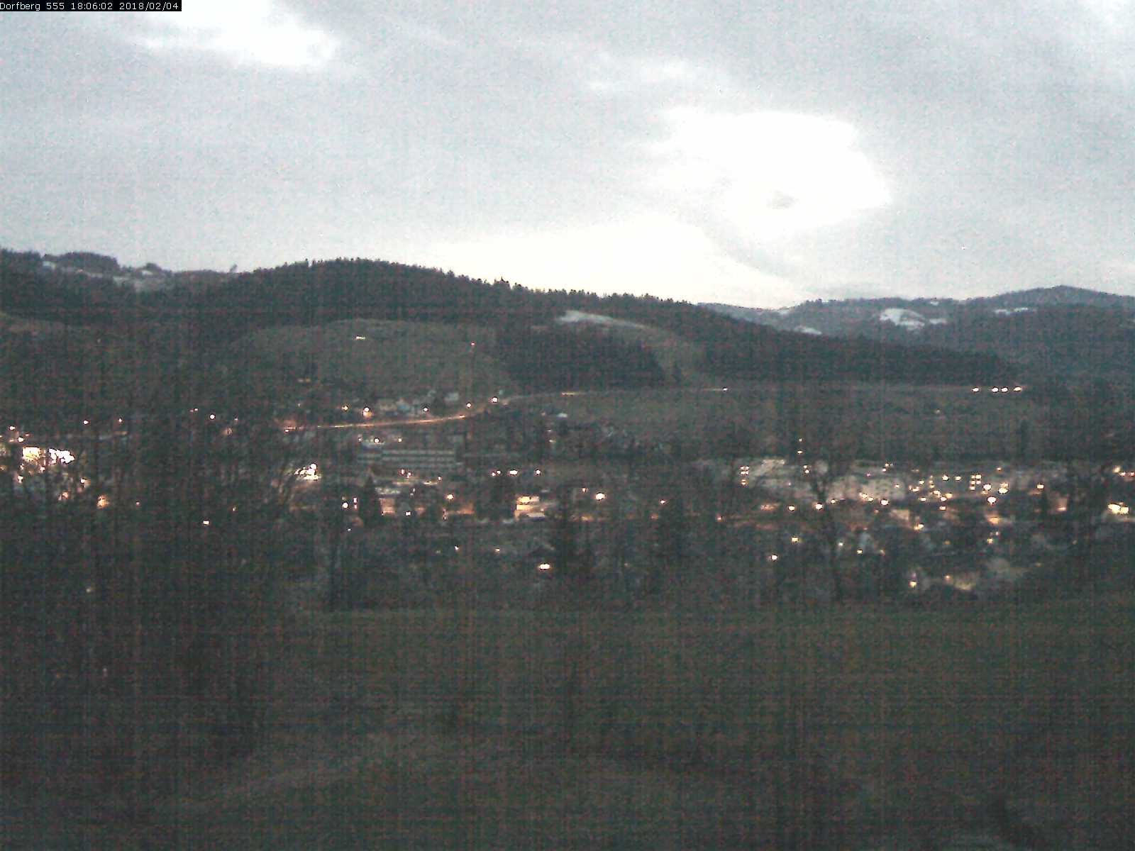 Webcam-Bild: Aussicht vom Dorfberg in Langnau 20180204-180601