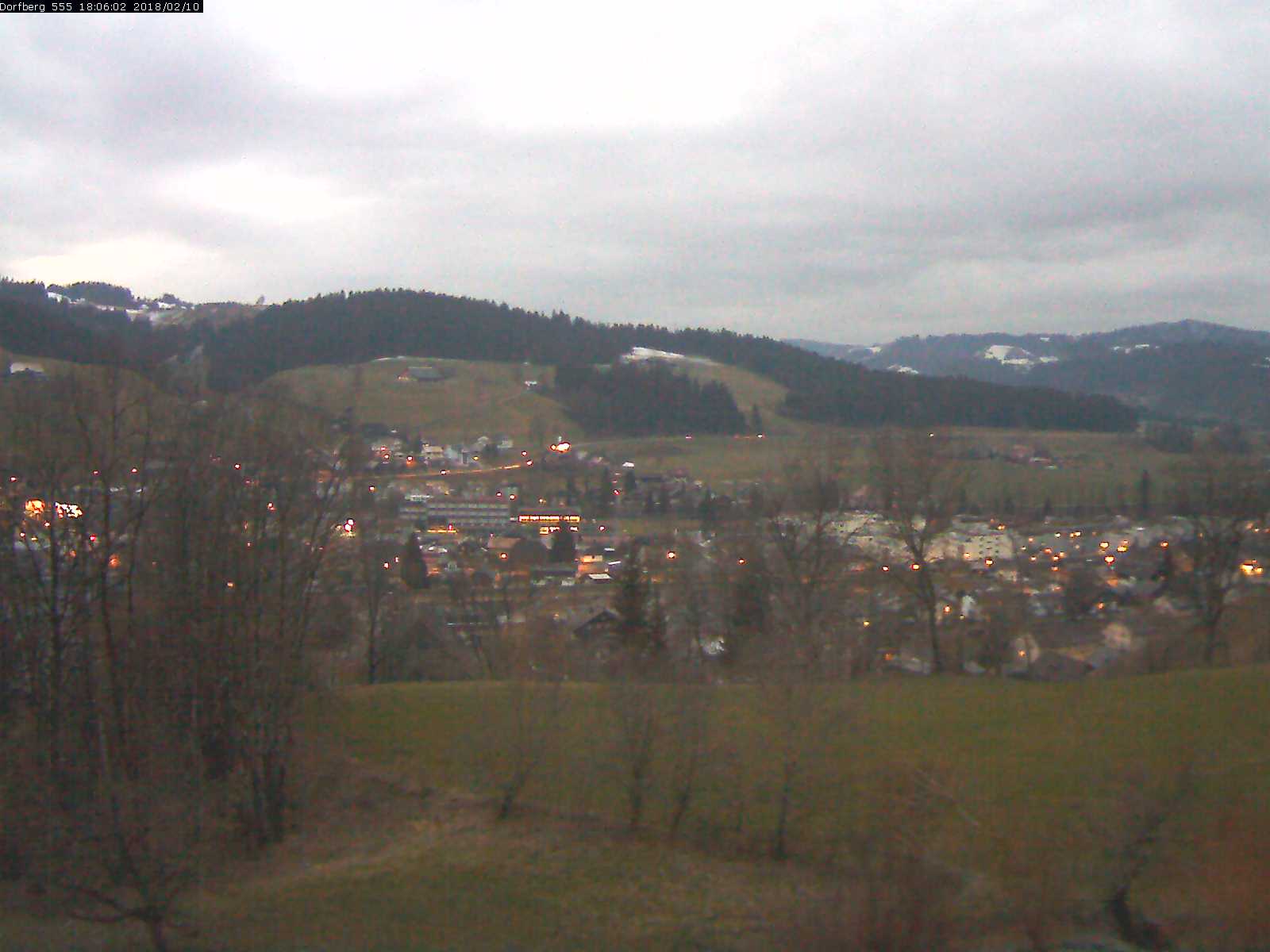 Webcam-Bild: Aussicht vom Dorfberg in Langnau 20180210-180601